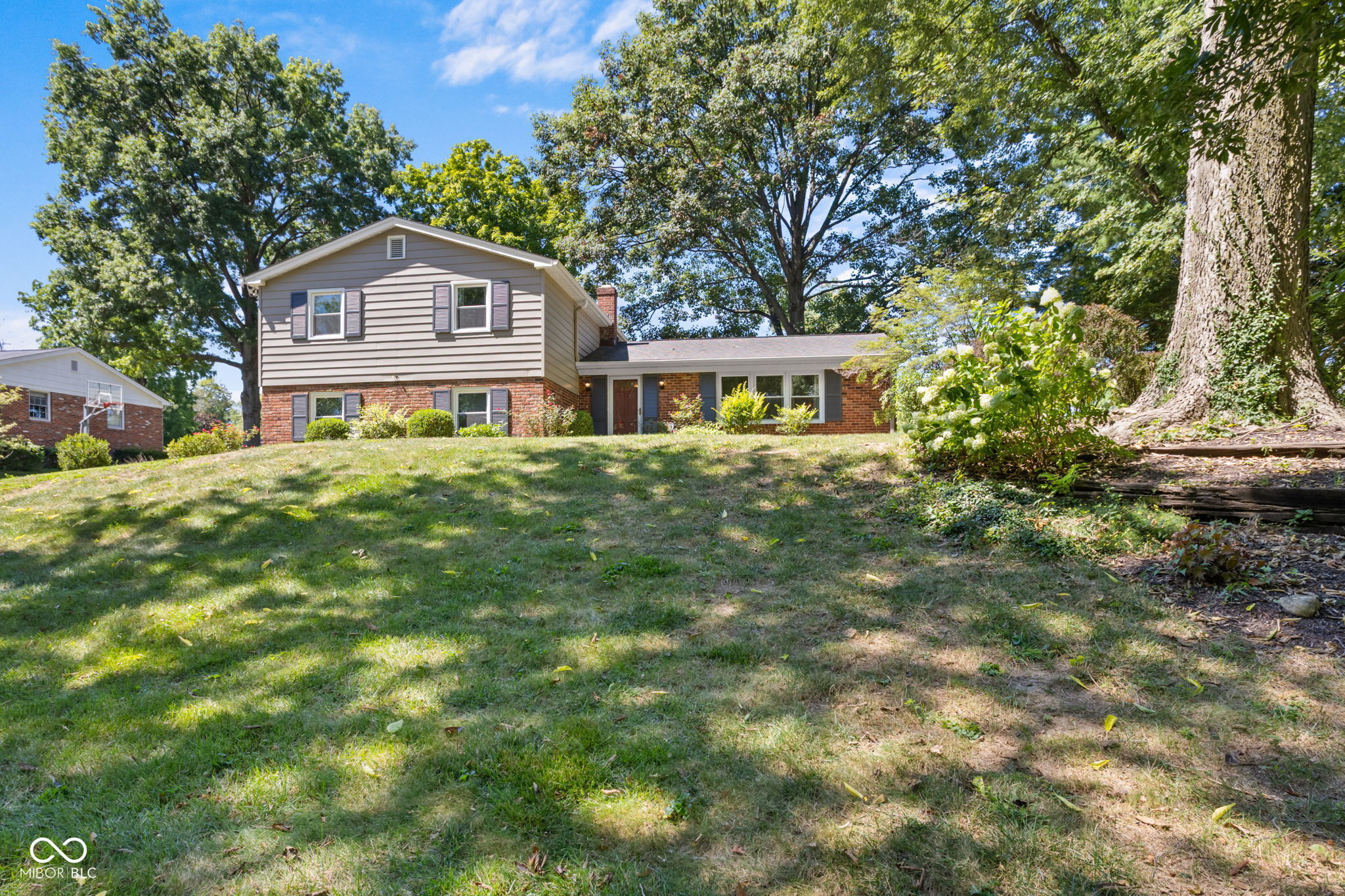 Indianapolis, Indiana, 46250, United States, 4 Bedrooms Bedrooms, ,3 BathroomsBathrooms,Residential,For Sale,1983671