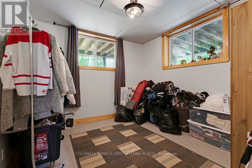 MISSISSIPPI MILLS, Ontario, K0A 2X0, CA, 4 Bedrooms Bedrooms, ,2 BathroomsBathrooms,Residential,For Sale,1865554