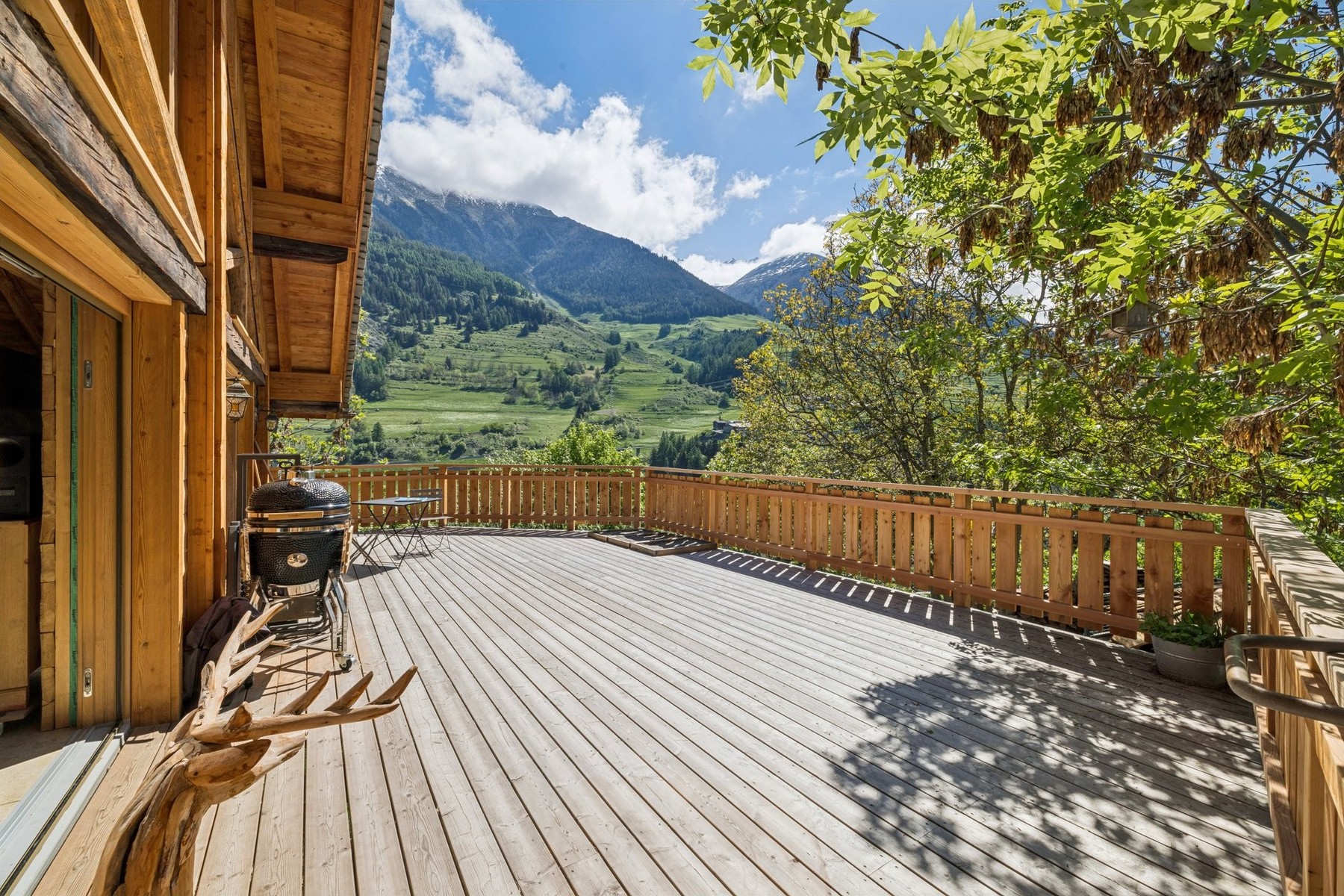  A charming hamlet in the municipality of Liddes, enjoying a peaceful setting in - 物件實景