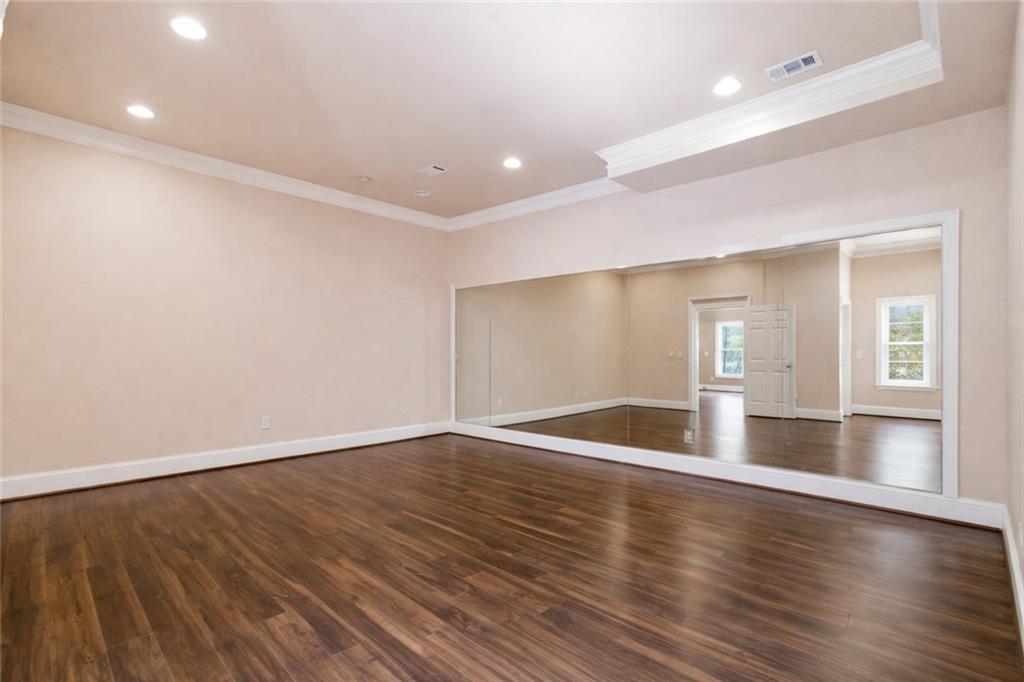 Cumming, Georgia, 30041, United States, 5 Bedrooms Bedrooms, ,6 BathroomsBathrooms,Residential,For Sale,2029998