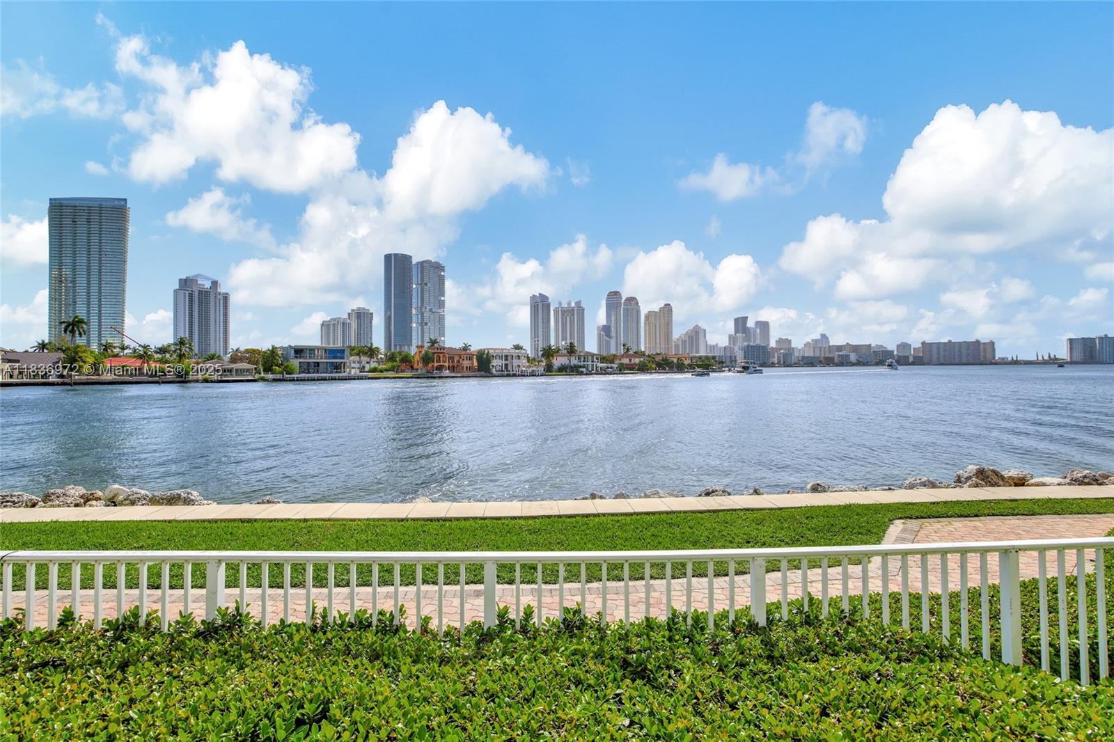 Aventura, Florida, 33180, United States, 2 Bedrooms Bedrooms, ,2 BathroomsBathrooms,Residential,For Sale,1895458