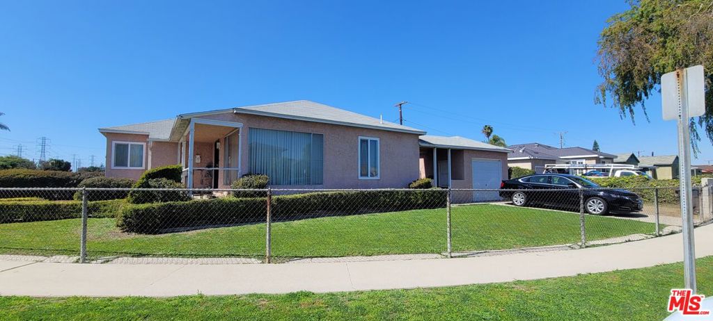 Compton, California, 90220, United States, 3 Bedrooms Bedrooms, ,1 BathroomBathrooms,Residential,For Sale,1846005