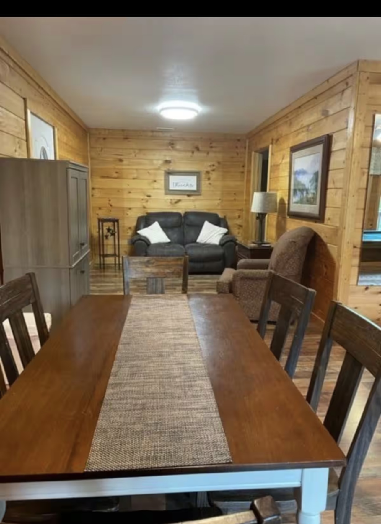 Gatlinburg, Tennessee, 37738, United States, 4 Bedrooms Bedrooms, ,2 BathroomsBathrooms,Residential,For Sale,2005495