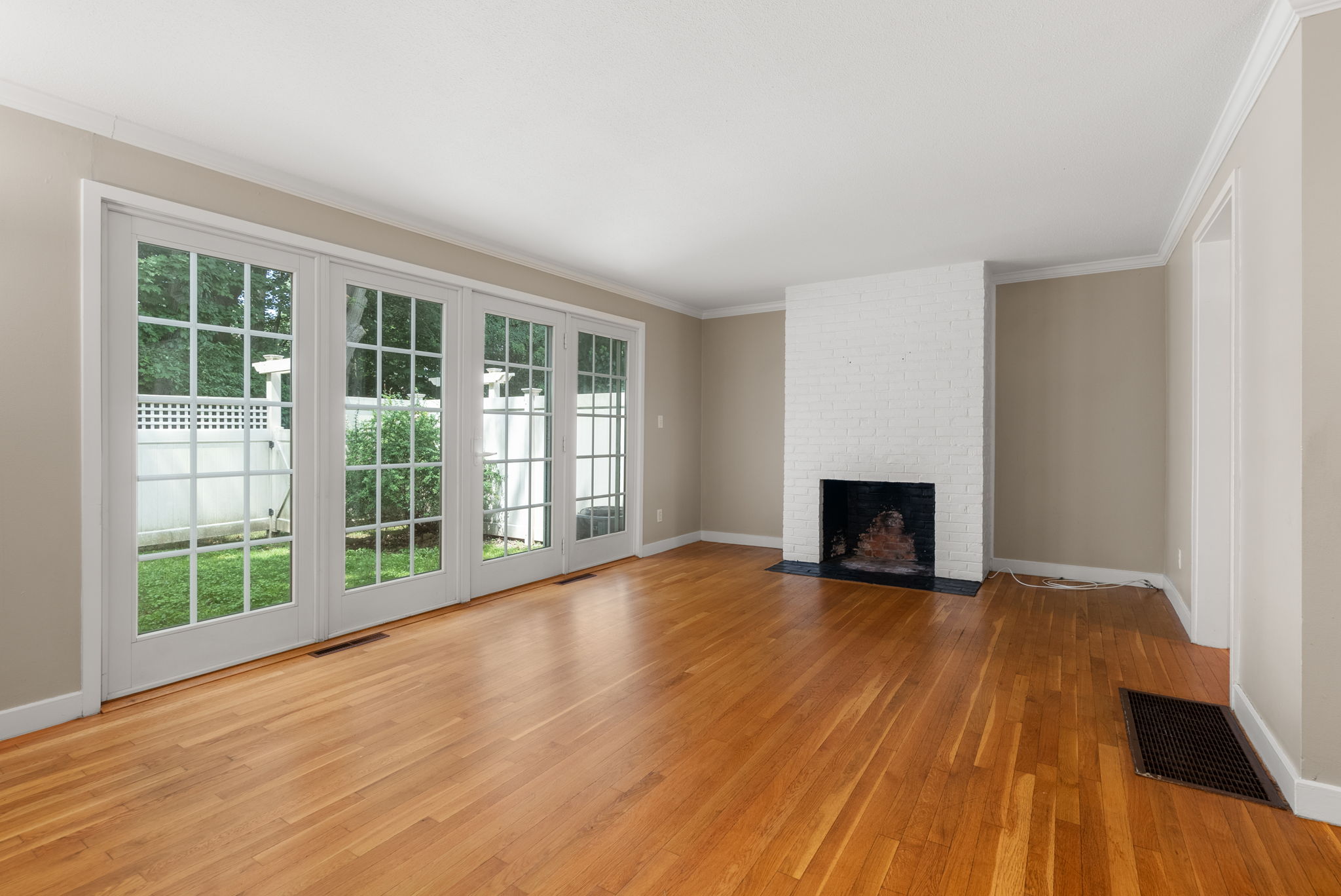  11 Oak Street, Wellesley, MA, 02482 - 物件實景
