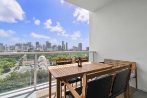 Miami, Florida, 33129, United States, 2 Bedrooms Bedrooms, ,2 BathroomsBathrooms,Residential,For Sale,1904371