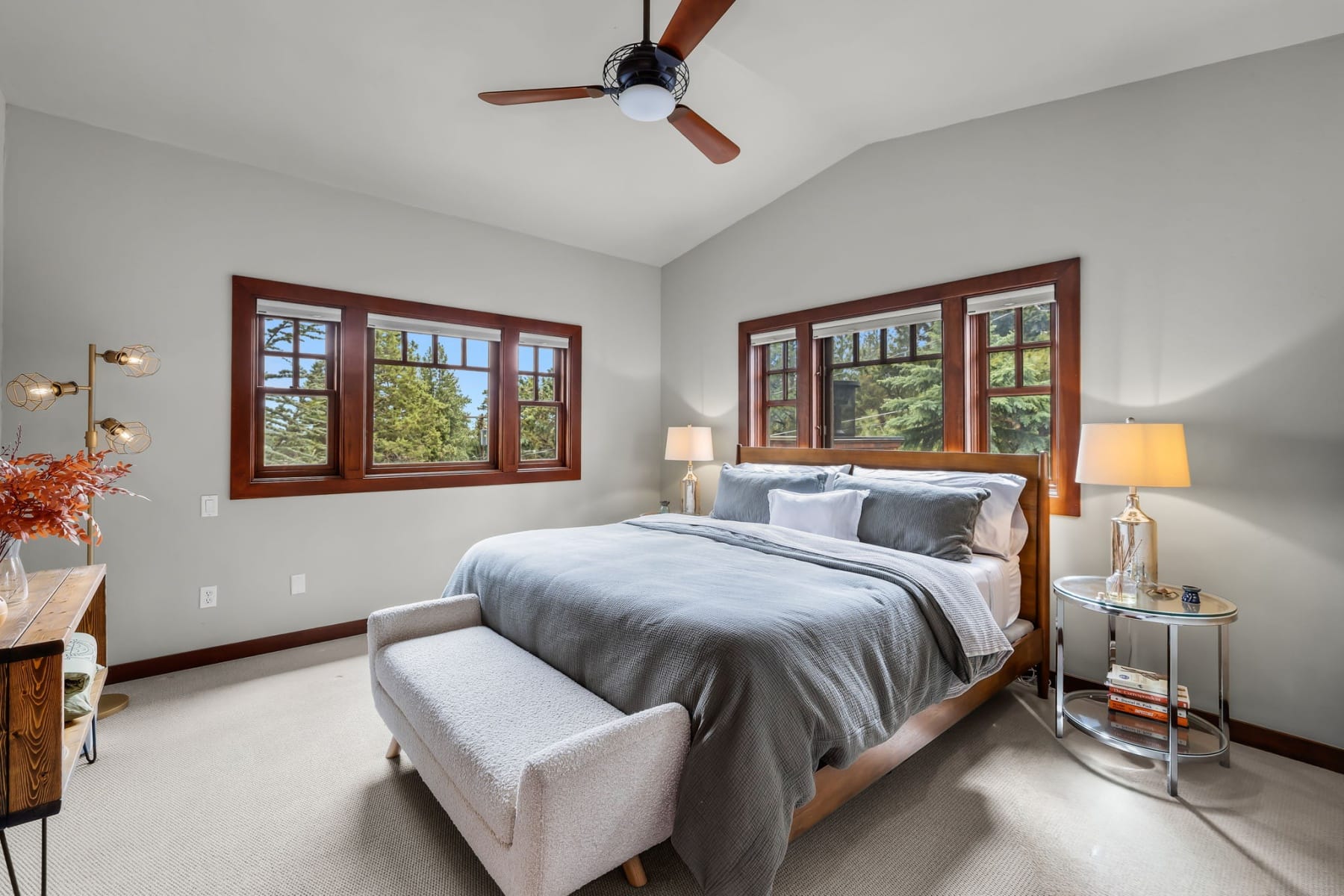  2216 NW 6th Street Bend, OR 97703 - 物件實景