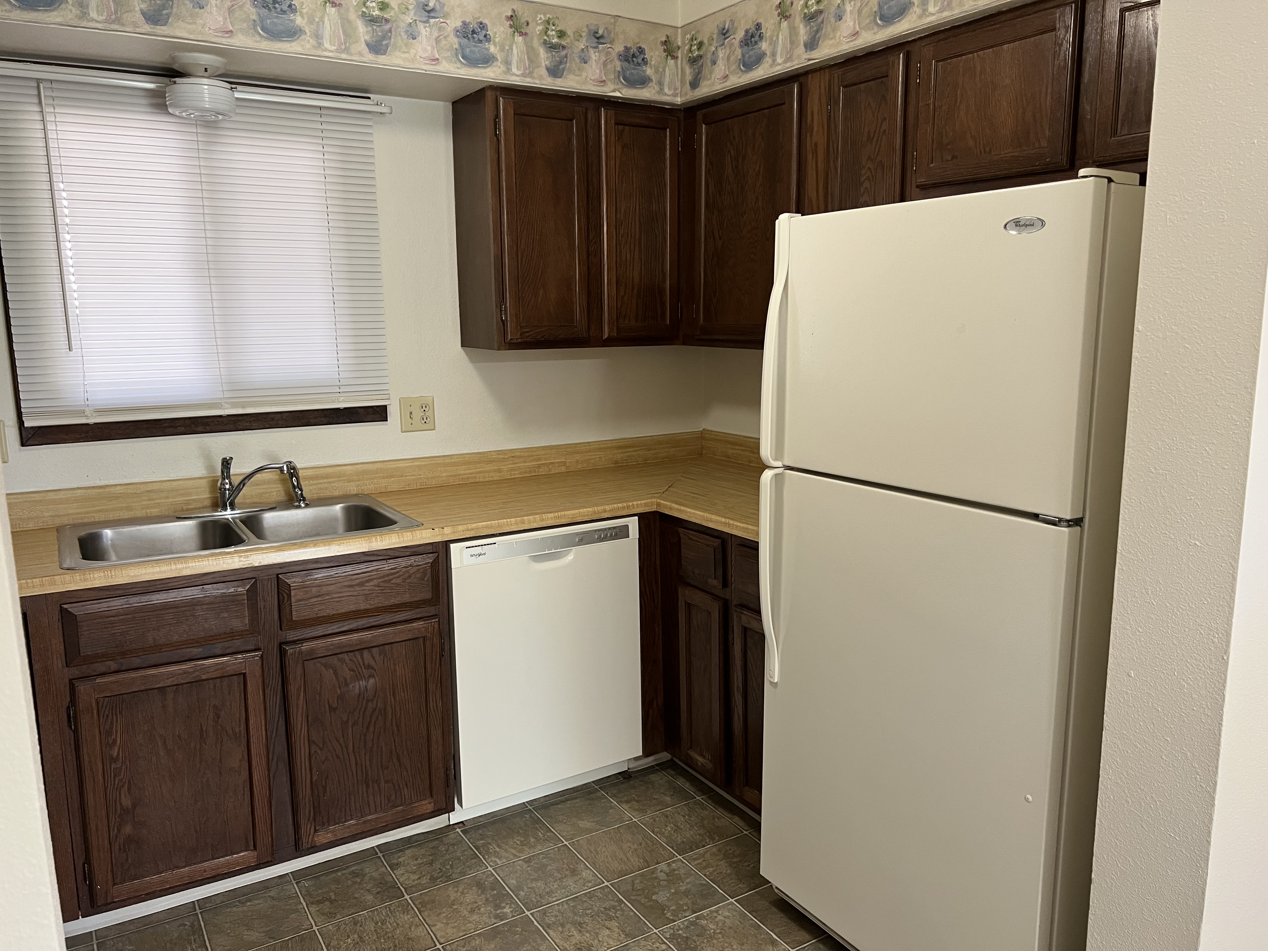 Sheridan, Wyoming, 82801, United States, 3 Bedrooms Bedrooms, ,2 BathroomsBathrooms,Residential,For Sale,1928698