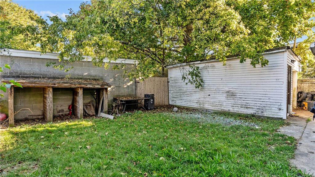 Pawtucket, Rhode Island, 02860, United States, 9 Bedrooms Bedrooms, ,3 BathroomsBathrooms,Residential,For Sale,2009086