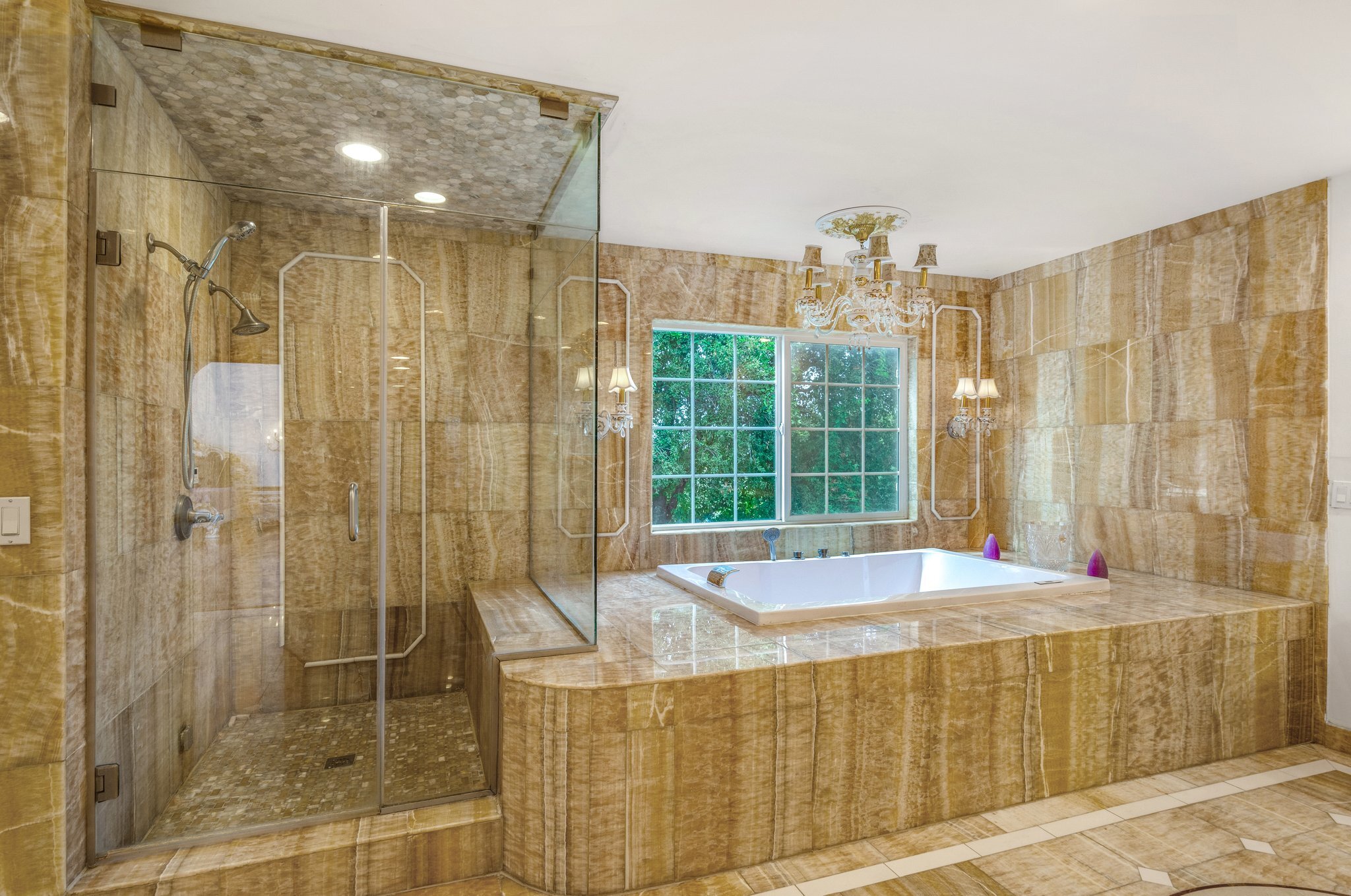  21128 Bellini Dr - 物件實景