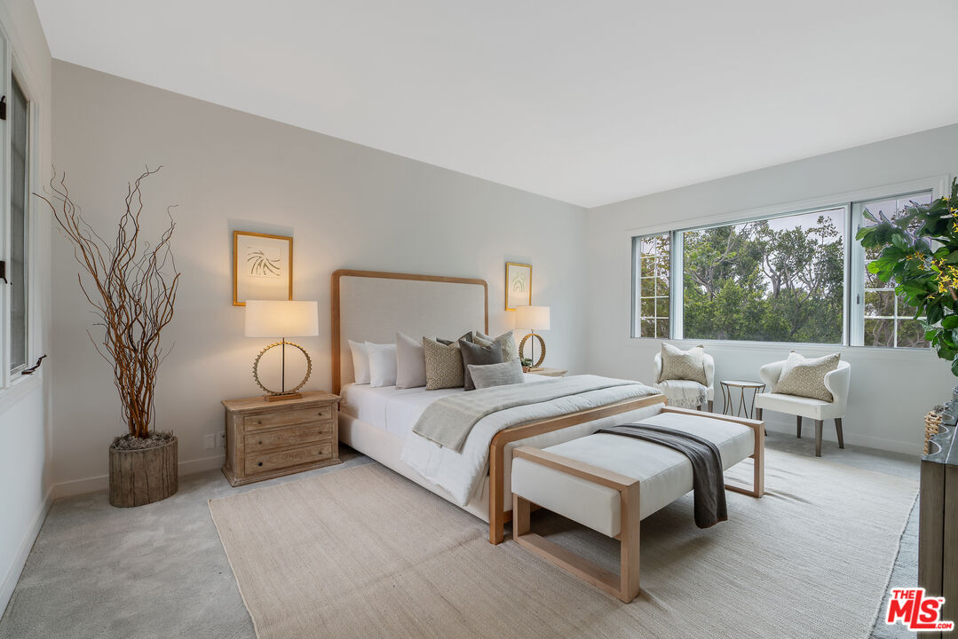 Los Angeles, California, 90067, United States, 2 Bedrooms Bedrooms, ,3 BathroomsBathrooms,Residential,For Sale,1901982