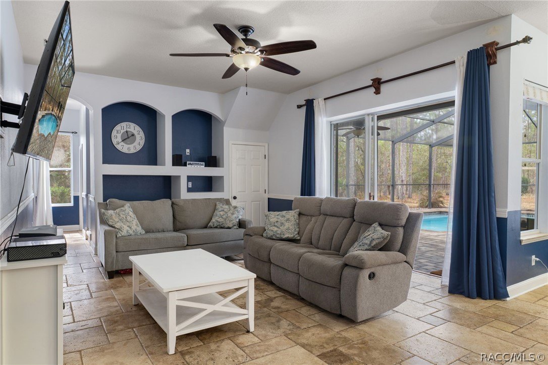 Homosassa, Florida, 34446, United States, 4 Bedrooms Bedrooms, ,3 BathroomsBathrooms,Residential,For Sale,2018263