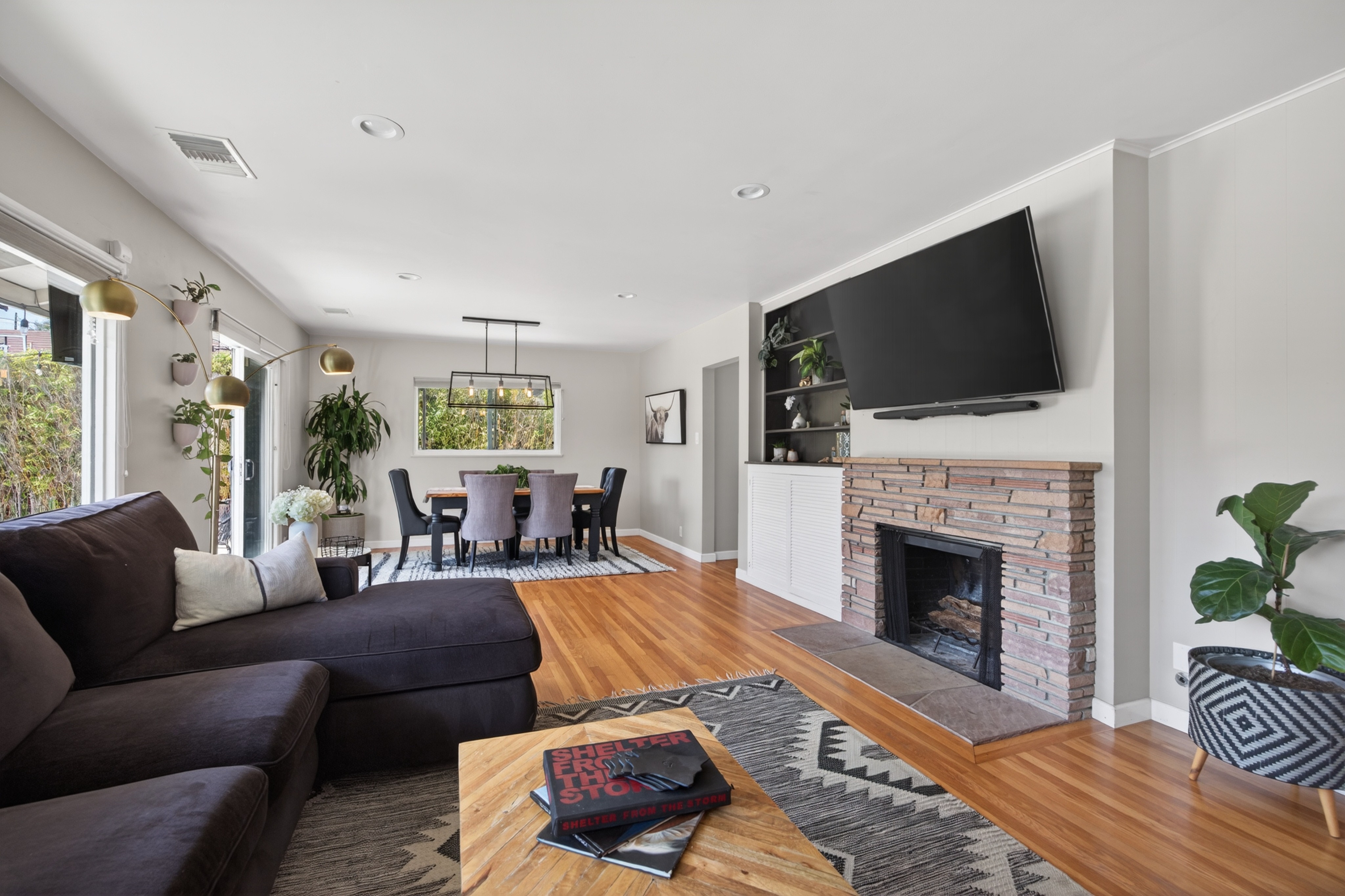  373 Dorothy Avenue, Ventura, CA 93003 - 物件實景