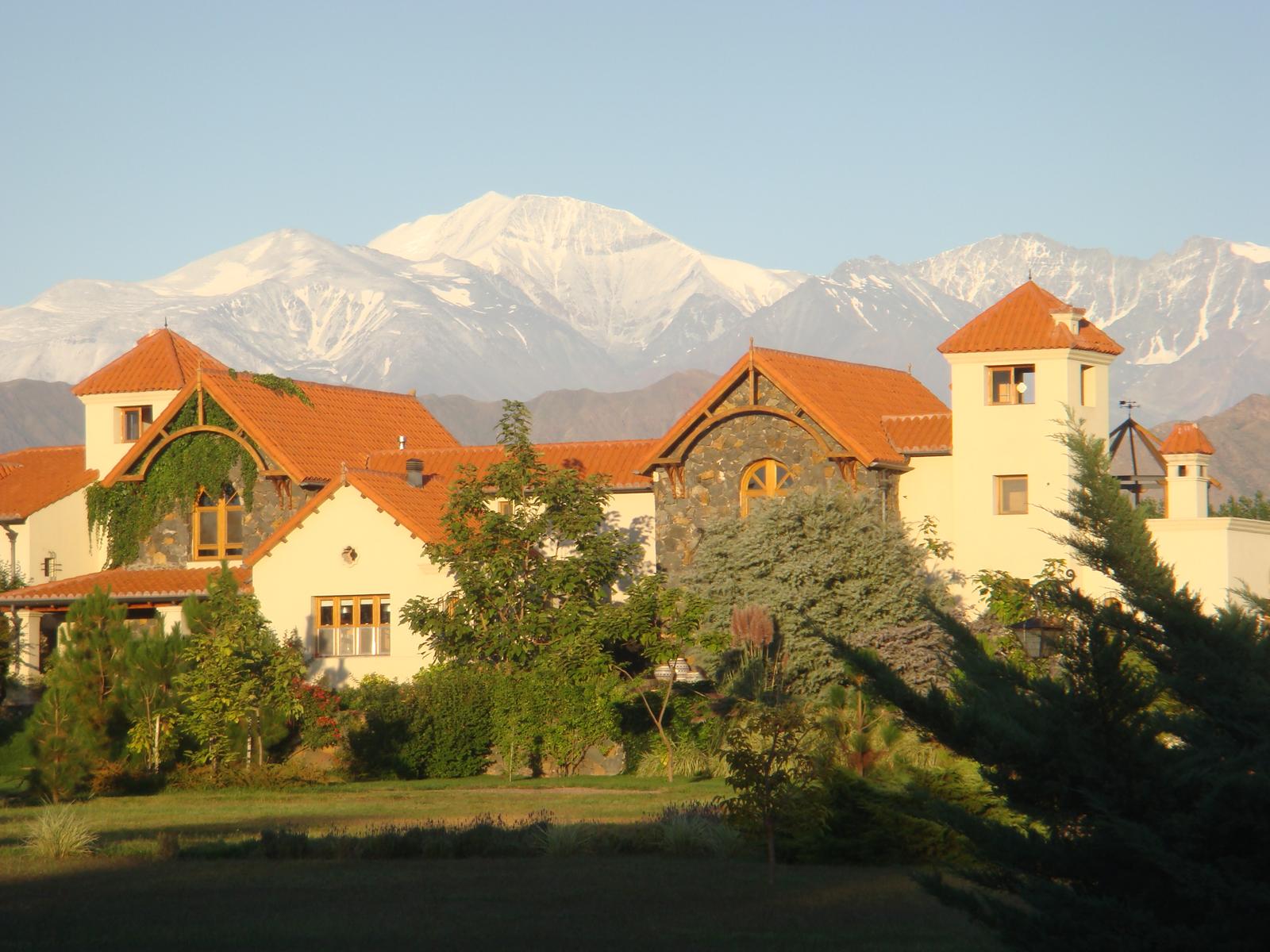 Lujan De Cuyo, AR-M, AR, 5 Bedrooms Bedrooms, ,8 BathroomsBathrooms,Residential,For Sale,1999071