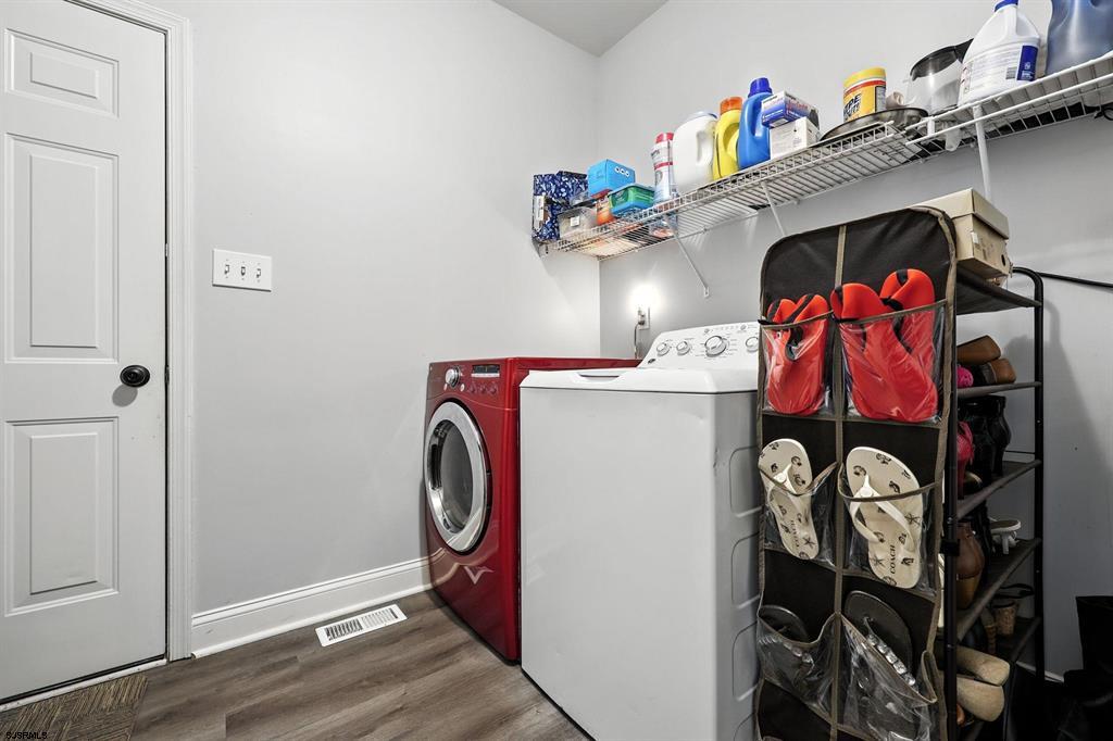 Egg Harbor TWP, New Jersey, 08234, United States, 5 Bedrooms Bedrooms, ,3 BathroomsBathrooms,Residential,For Sale,1931545