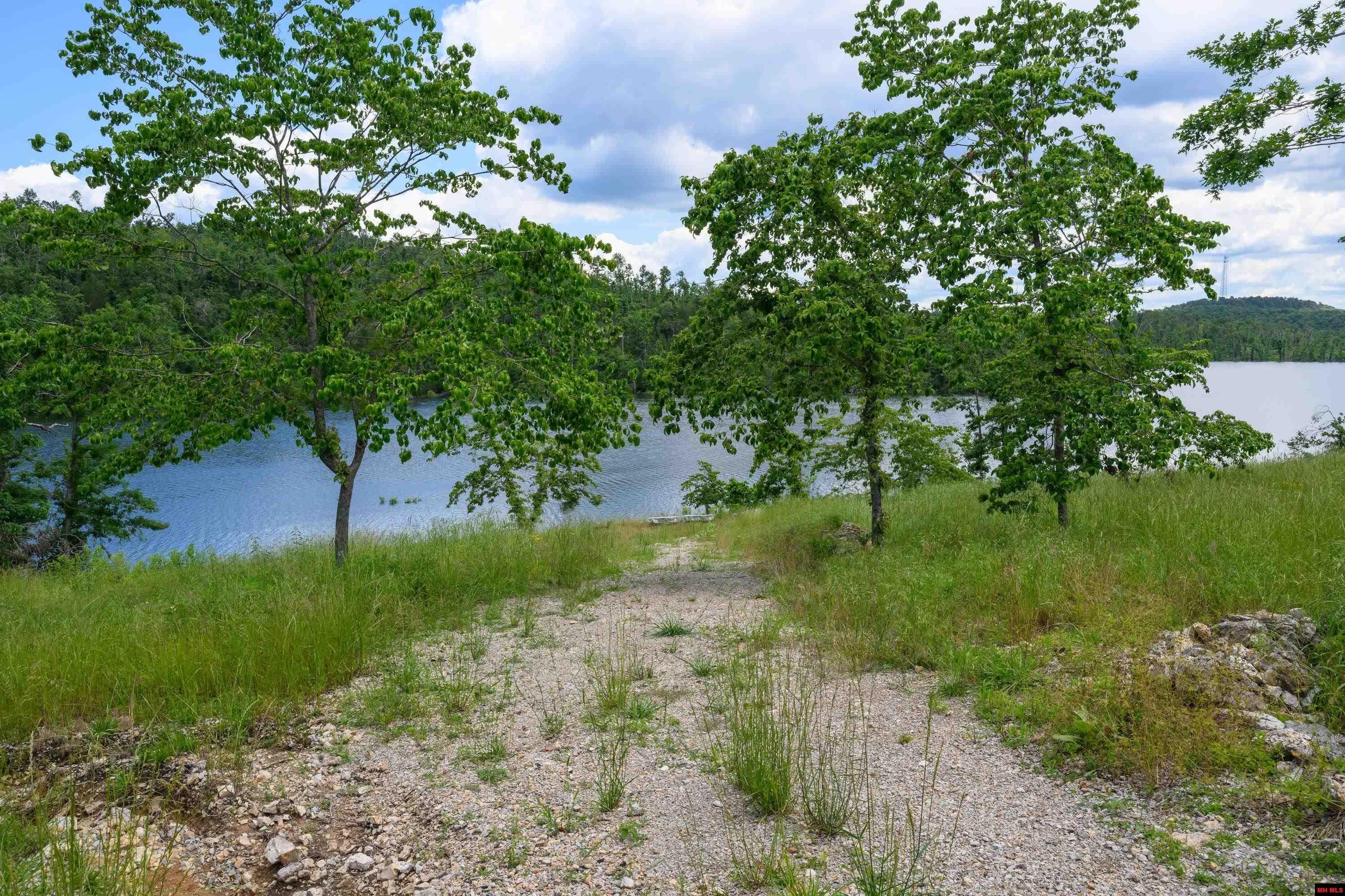 Mountain Home, Arkansas, 72653, United States, 1 Bedroom Bedrooms, ,1 BathroomBathrooms,Residential,For Sale,1974549