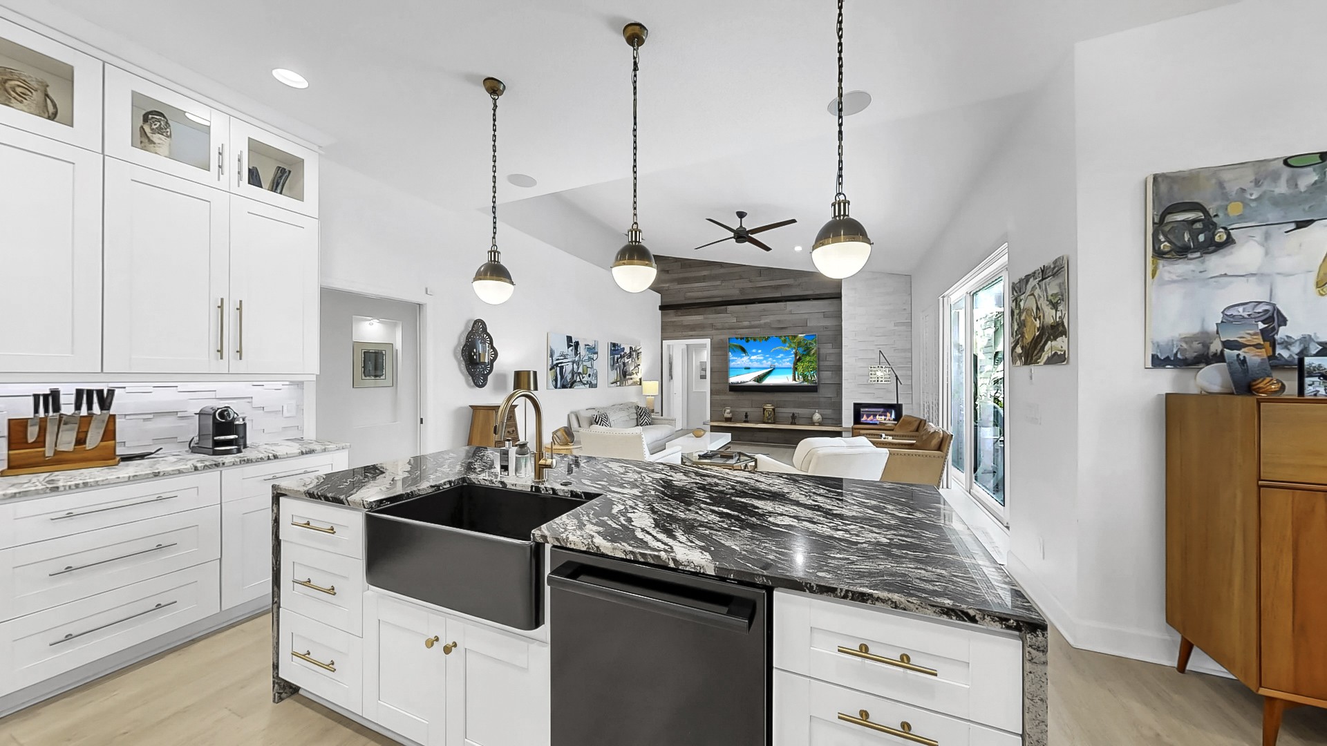 Apollo Beach, Florida, 33572, United States, 4 Bedrooms Bedrooms, ,3 BathroomsBathrooms,Residential,For Sale,1895059