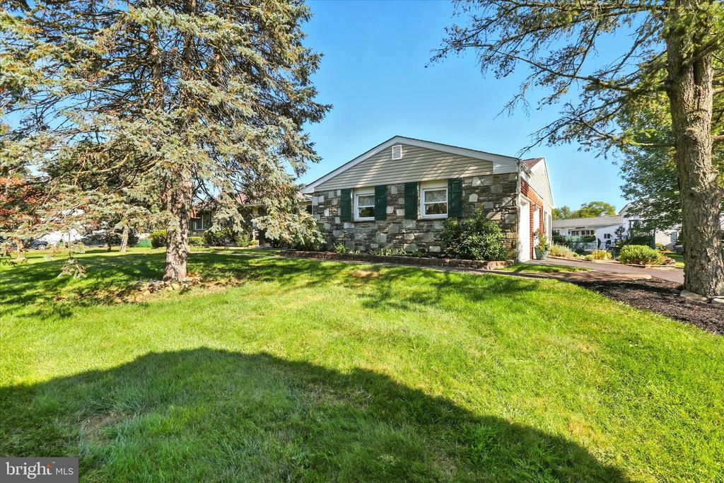 Bristol, Pennsylvania, 19007, United States, 3 Bedrooms Bedrooms, ,3 BathroomsBathrooms,Residential,For Sale,1941069