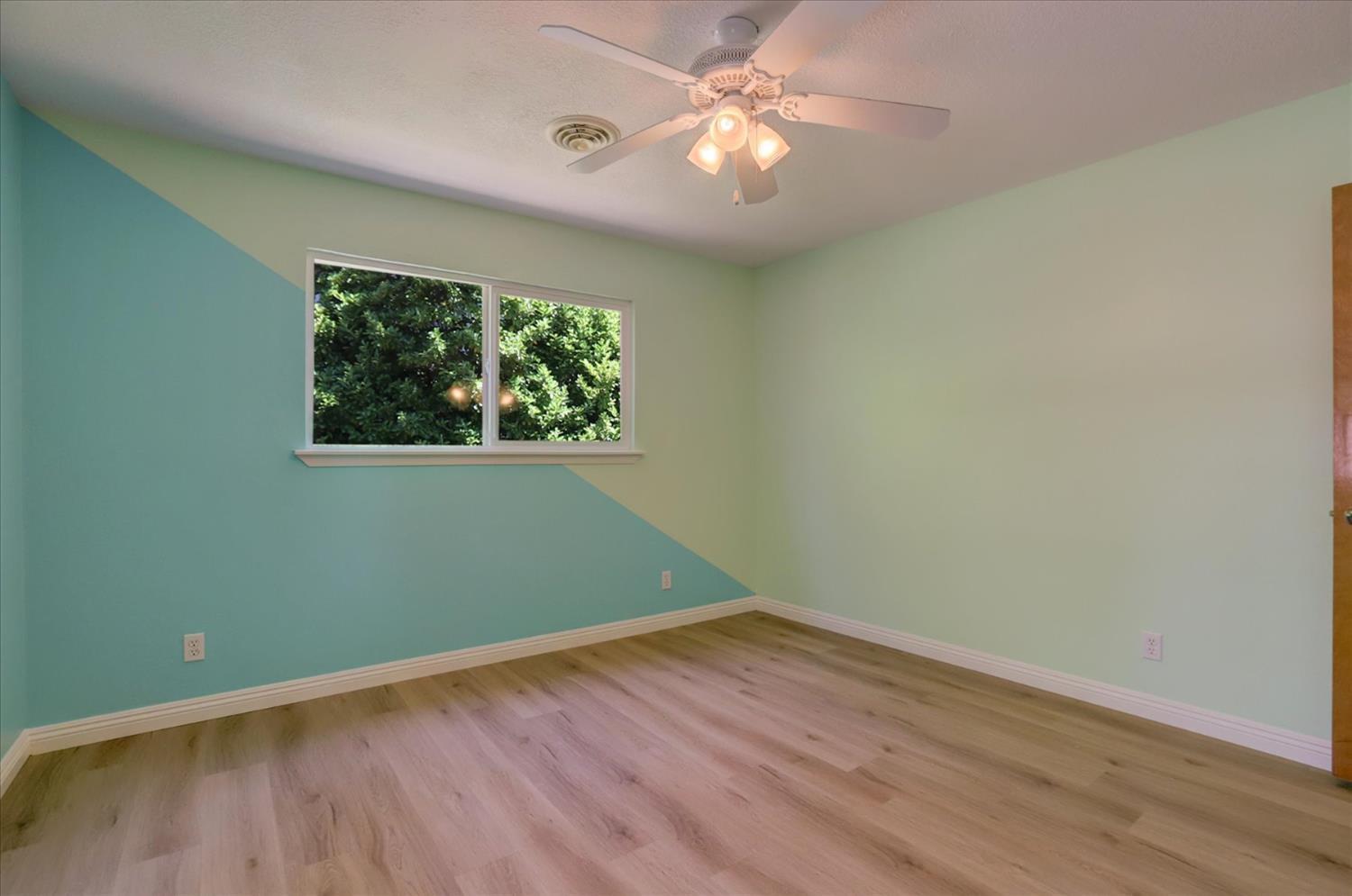 Nevada City, California, 95959, United States, 3 Bedrooms Bedrooms, ,3 BathroomsBathrooms,Residential,For Sale,1858077