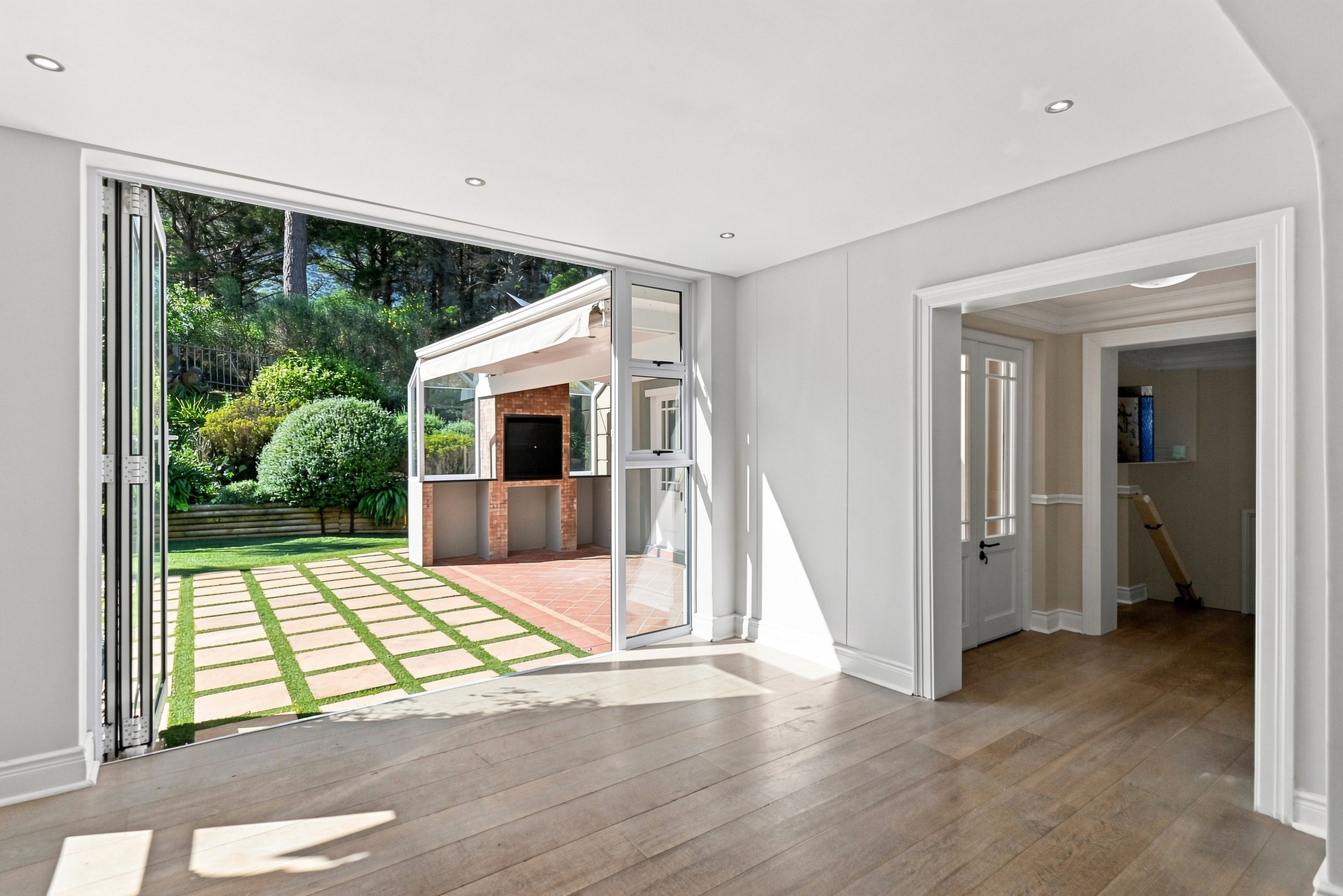  The Timeless Romance Of The Summer Verandah - 物件實景