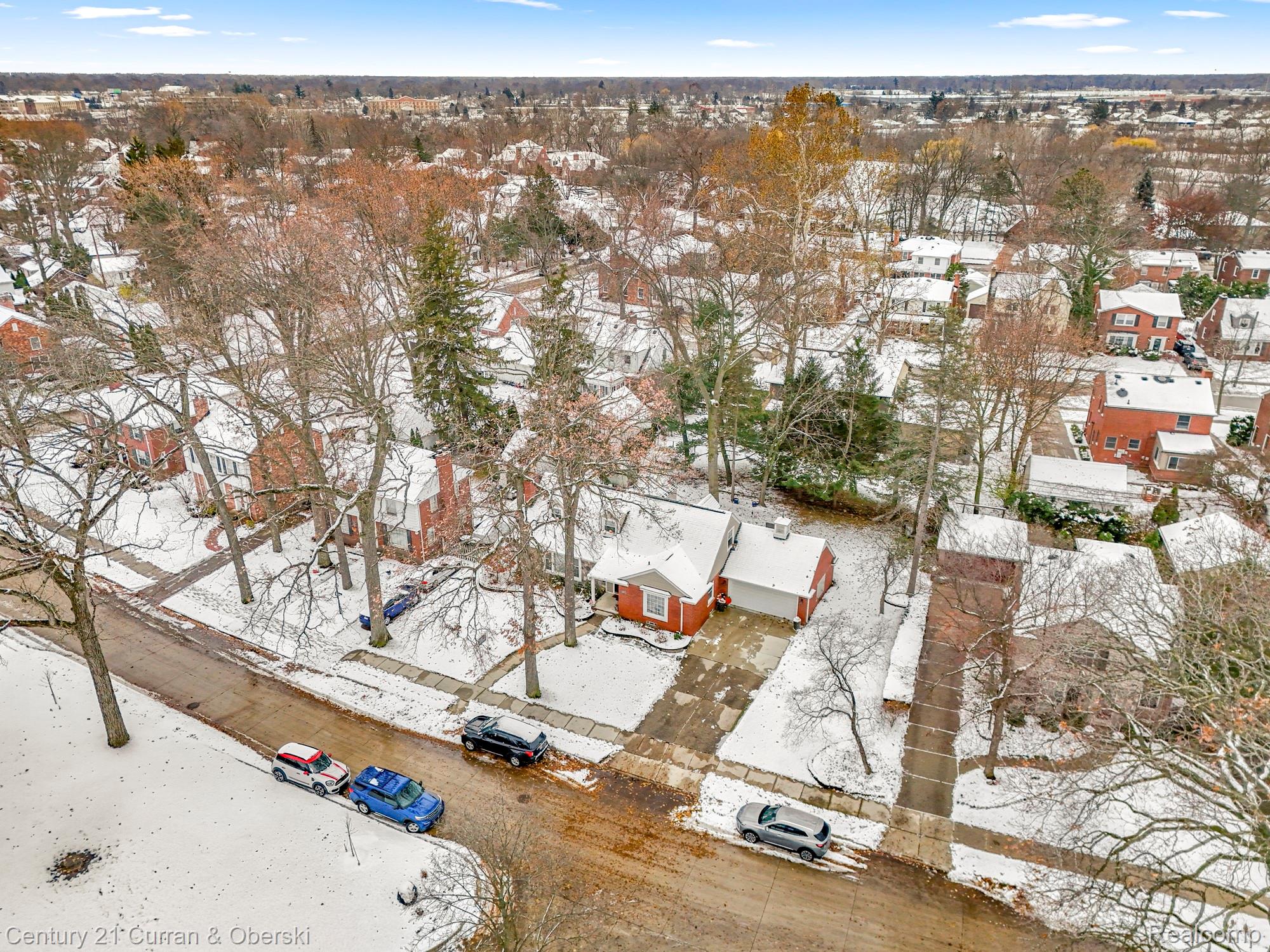 Dearborn, Michigan, 48124, United States, 4 Bedrooms Bedrooms, ,3 BathroomsBathrooms,Residential,For Sale,2000052