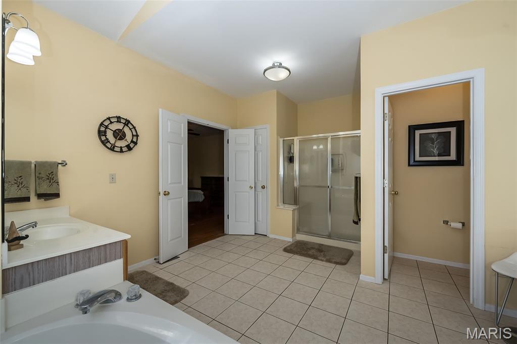 Wildwood, Missouri, 63005, United States, 4 Bedrooms Bedrooms, ,5 BathroomsBathrooms,Residential,For Sale,1866862