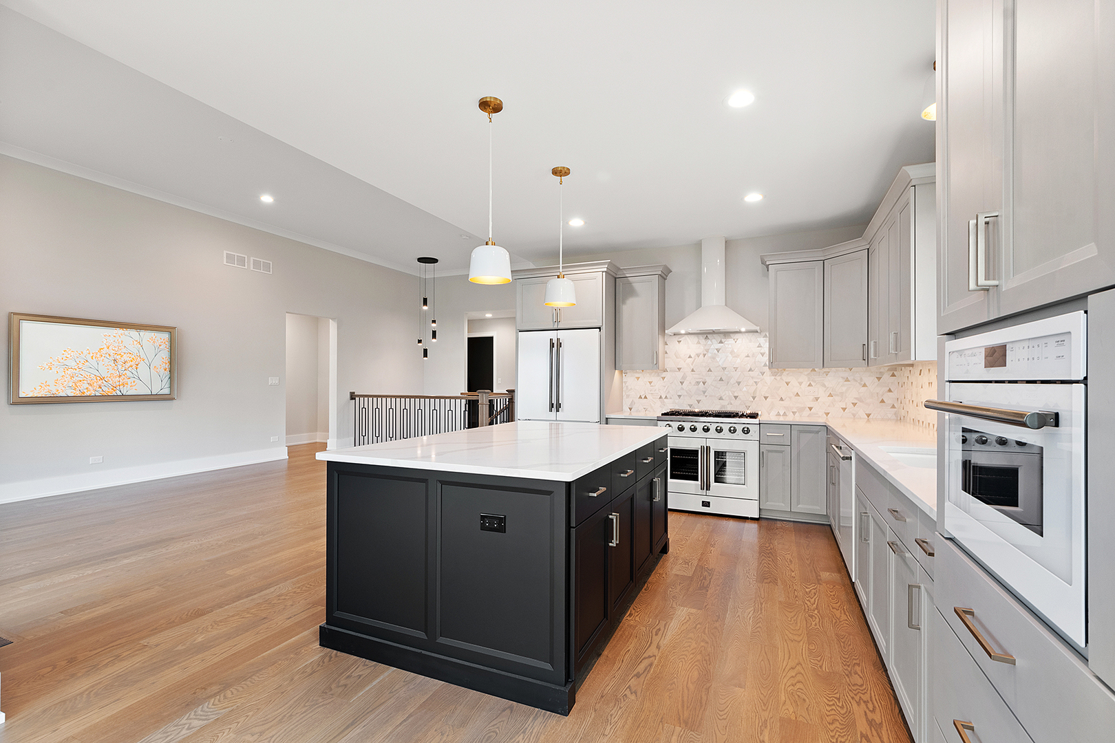 Orland Park, Illinois, 60467, United States, 4 Bedrooms Bedrooms, ,3 BathroomsBathrooms,Residential,For Sale,1976249