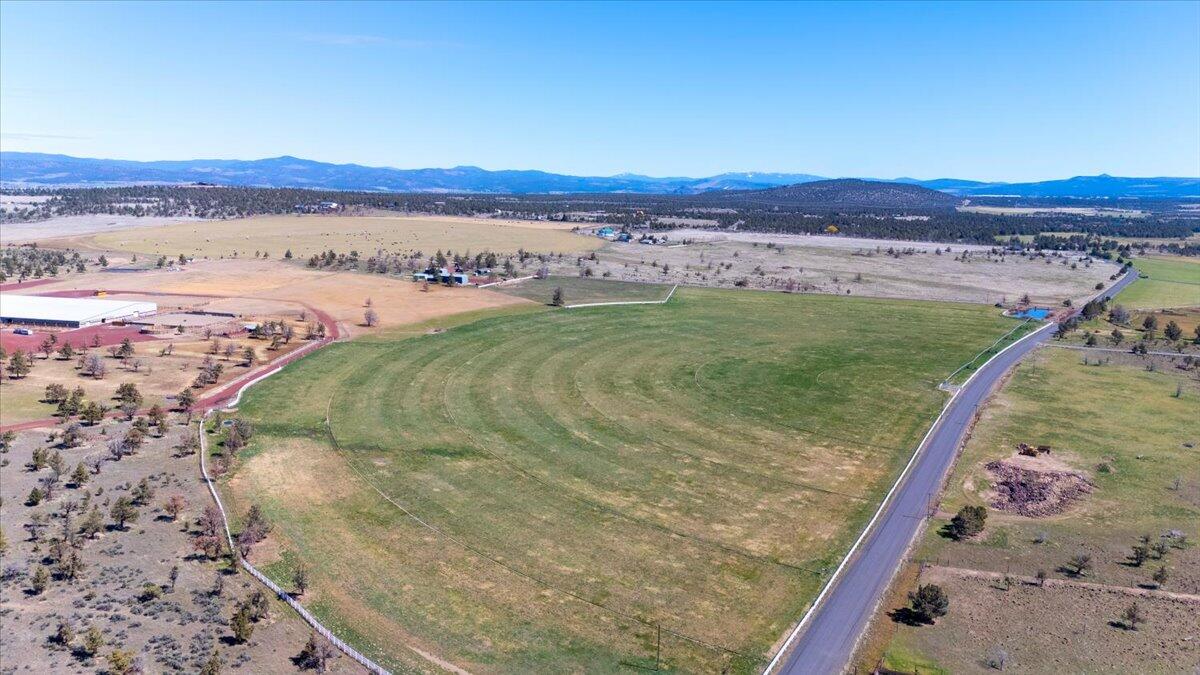 Powell Butte, Oregon, 97753, United States, 6 Bedrooms Bedrooms, ,5 BathroomsBathrooms,Residential,For Sale,2036948