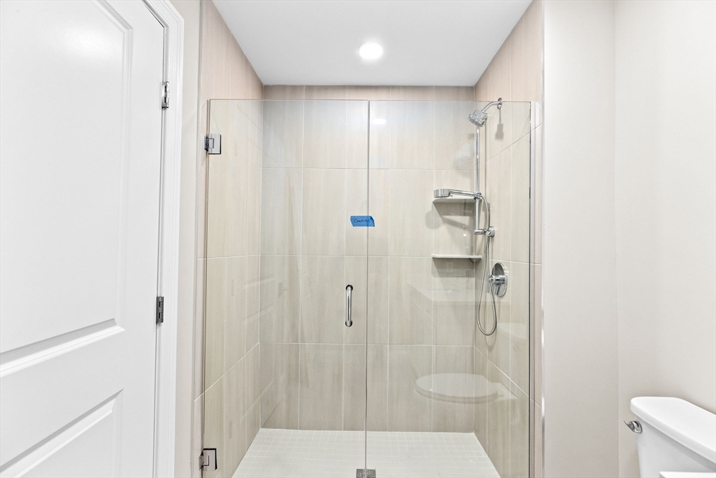 Milton, Massachusetts, 02186, United States, 2 Bedrooms Bedrooms, ,2 BathroomsBathrooms,Residential,For Sale,1735938