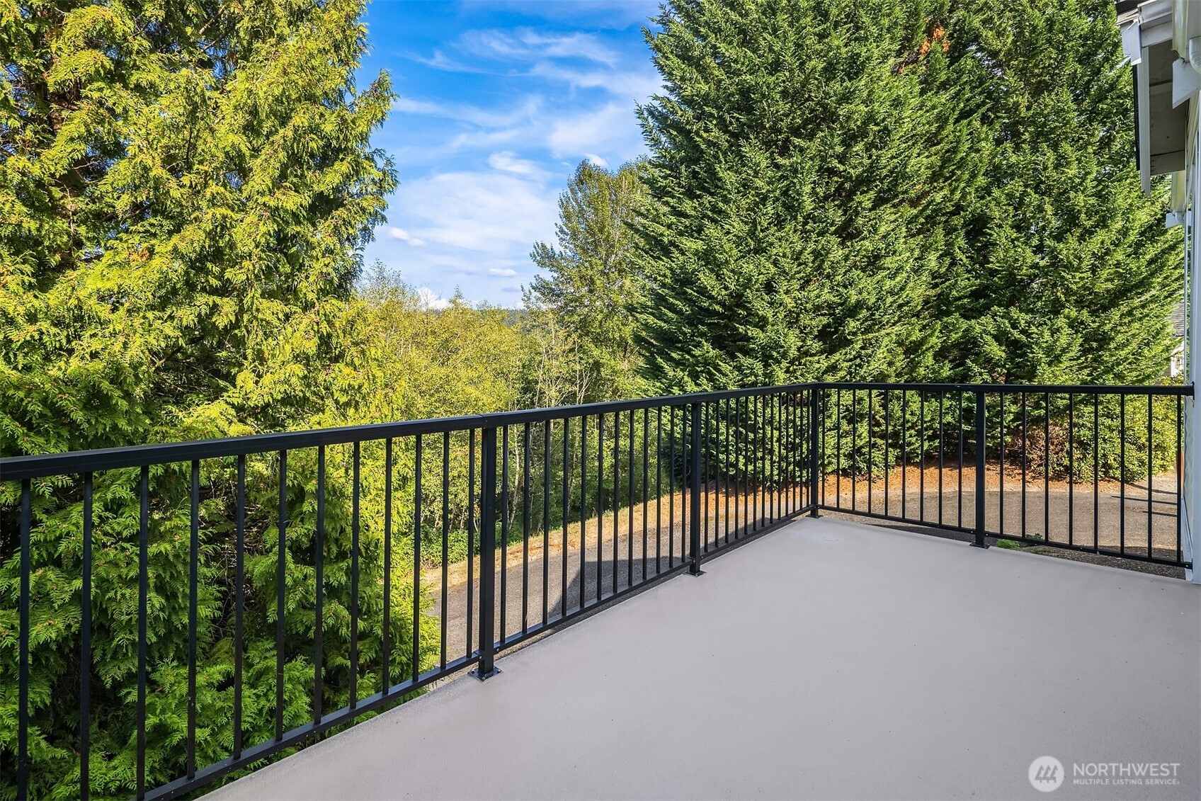 Woodinville, Washington, 98072, United States, 3 Bedrooms Bedrooms, ,3 BathroomsBathrooms,Residential,For Sale,1948007