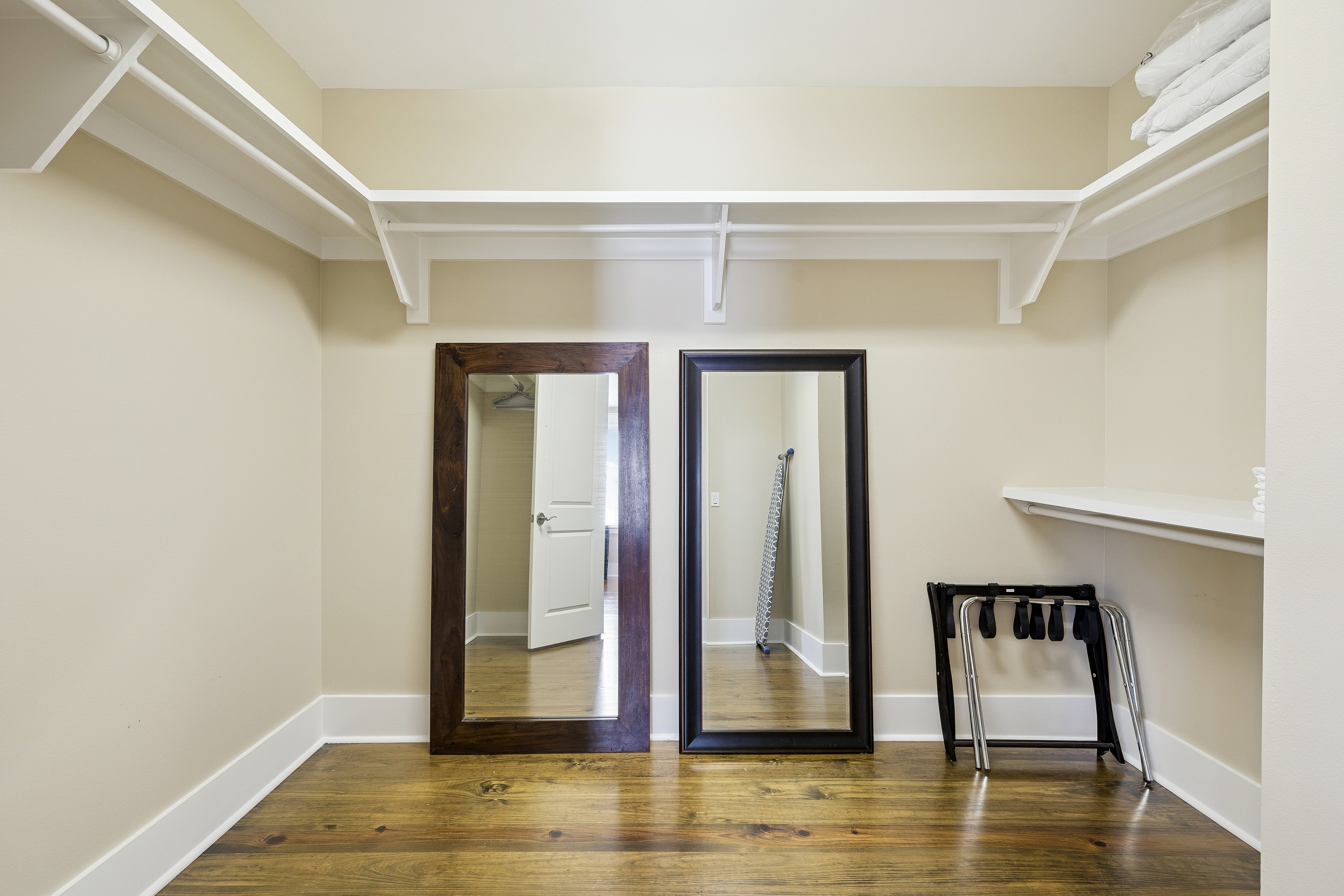 Turnkey NatureWalk Retreat with Two Owner