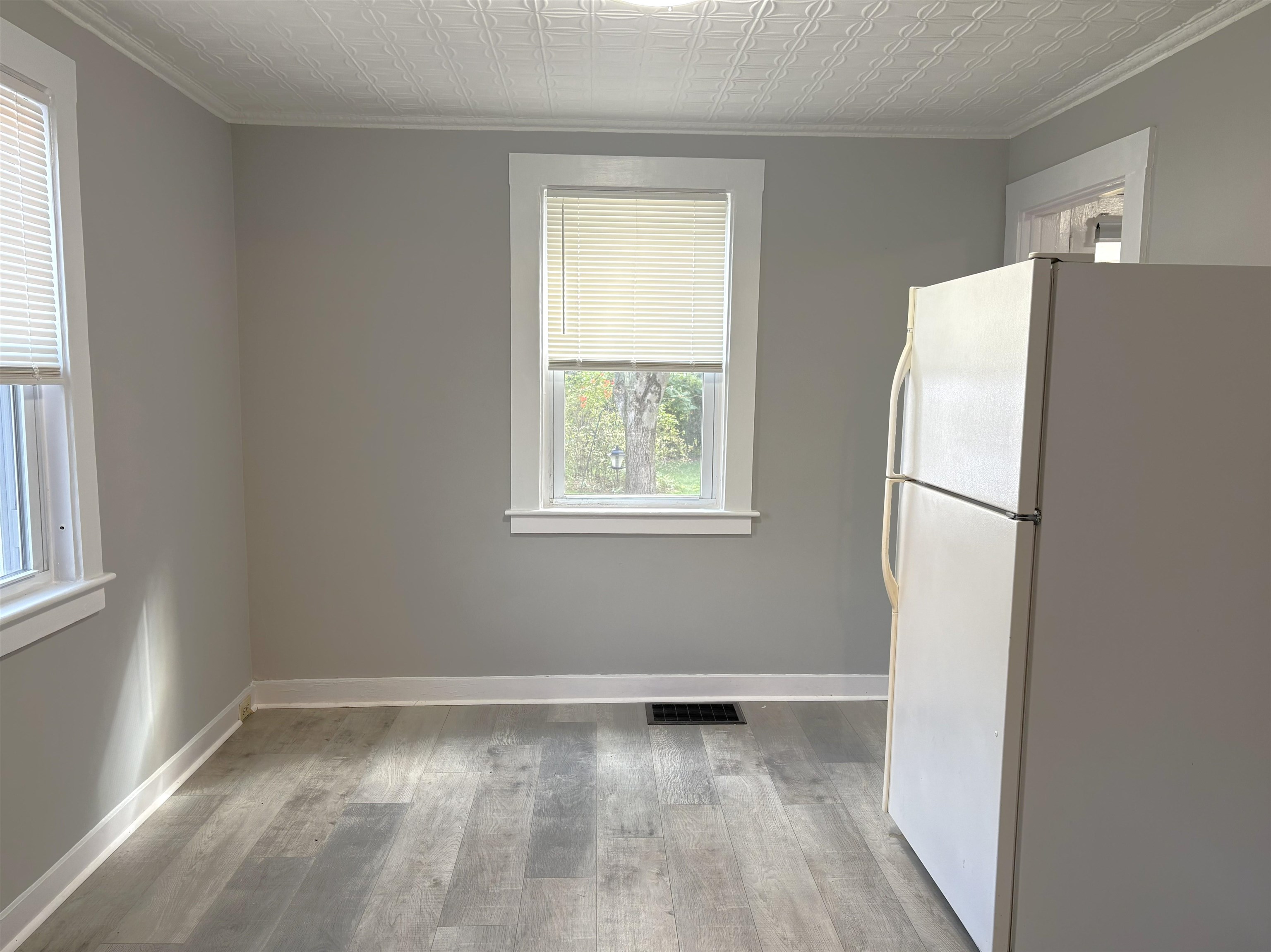 Nashua, New Hampshire, 03060, United States, ,Residential,For Sale,1967805