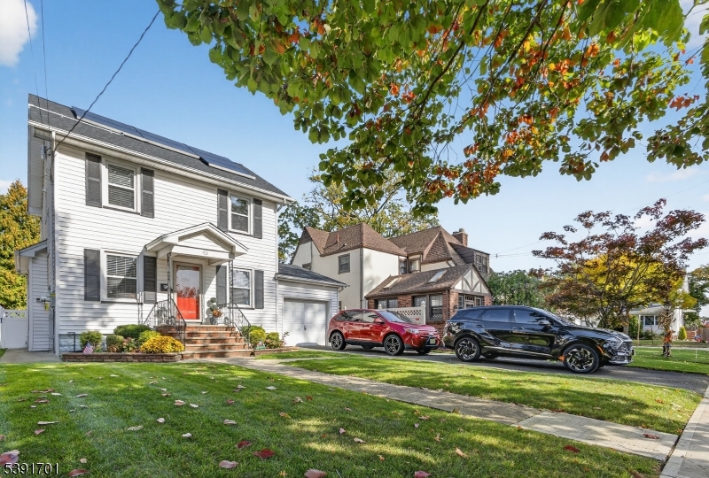 Roselle Park Boro, New Jersey, 07204, United States, 4 Bedrooms Bedrooms, ,3 BathroomsBathrooms,Residential,For Sale,1970229