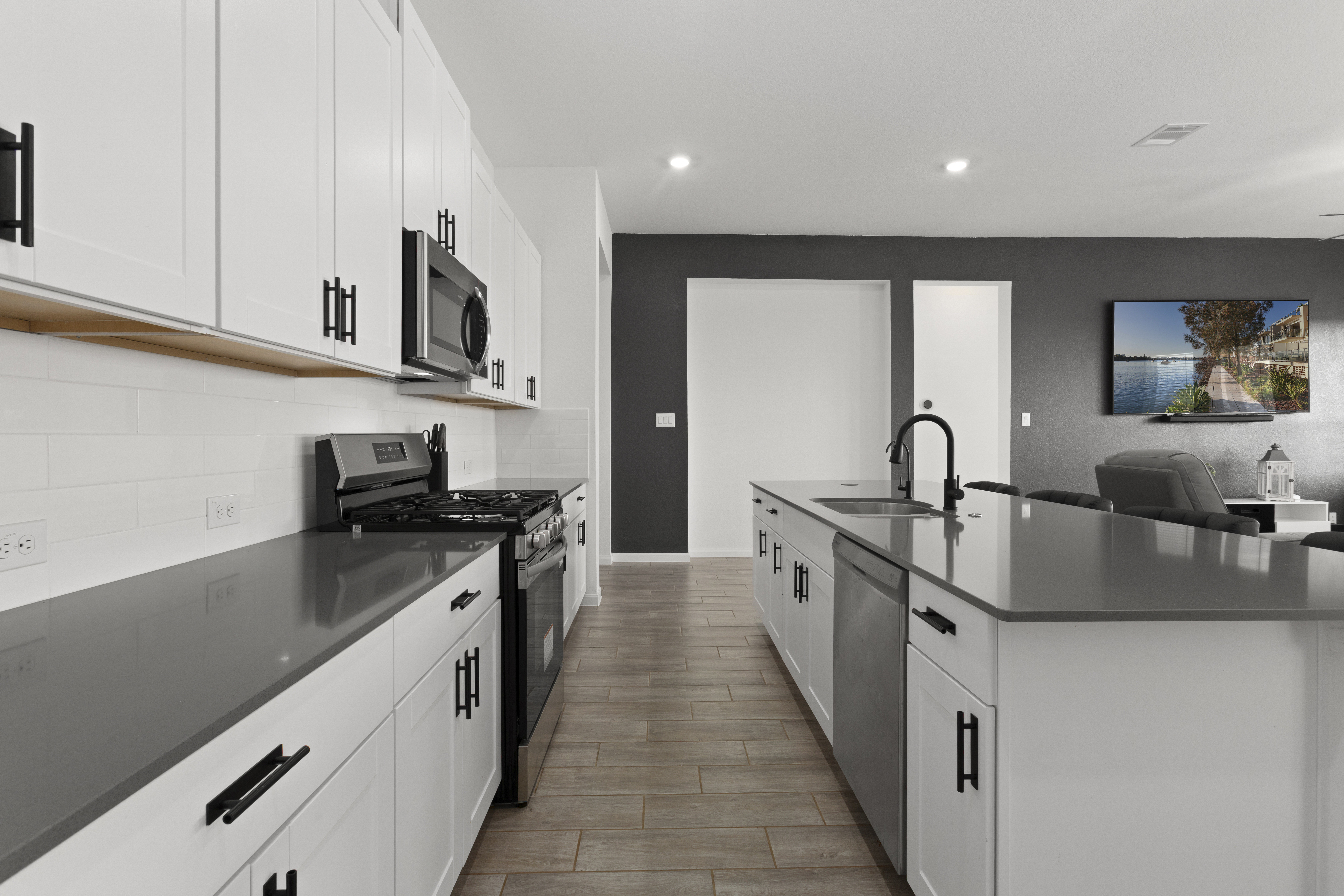  One-Story Living, Modern Comfort - 物件實景