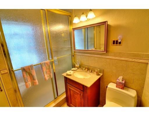 Quincy, Massachusetts, 02169, United States, 4 Bedrooms Bedrooms, ,2 BathroomsBathrooms,Residential,For Sale,1942556