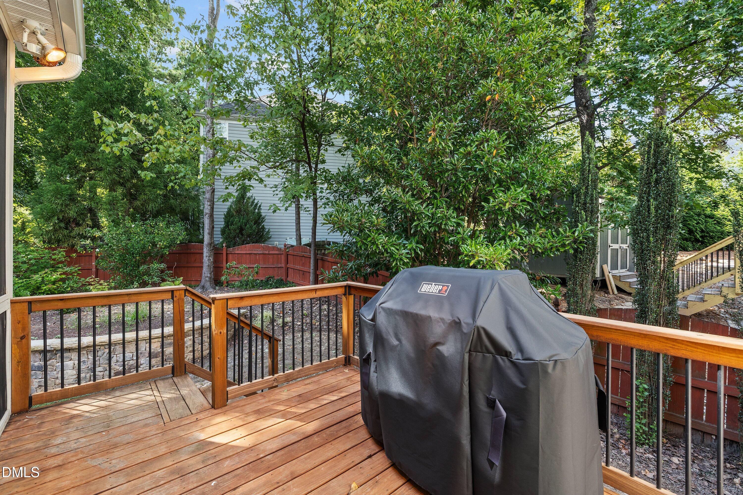 Apex, North Carolina, 27502, United States, 5 Bedrooms Bedrooms, ,4 BathroomsBathrooms,Residential,For Sale,1947083