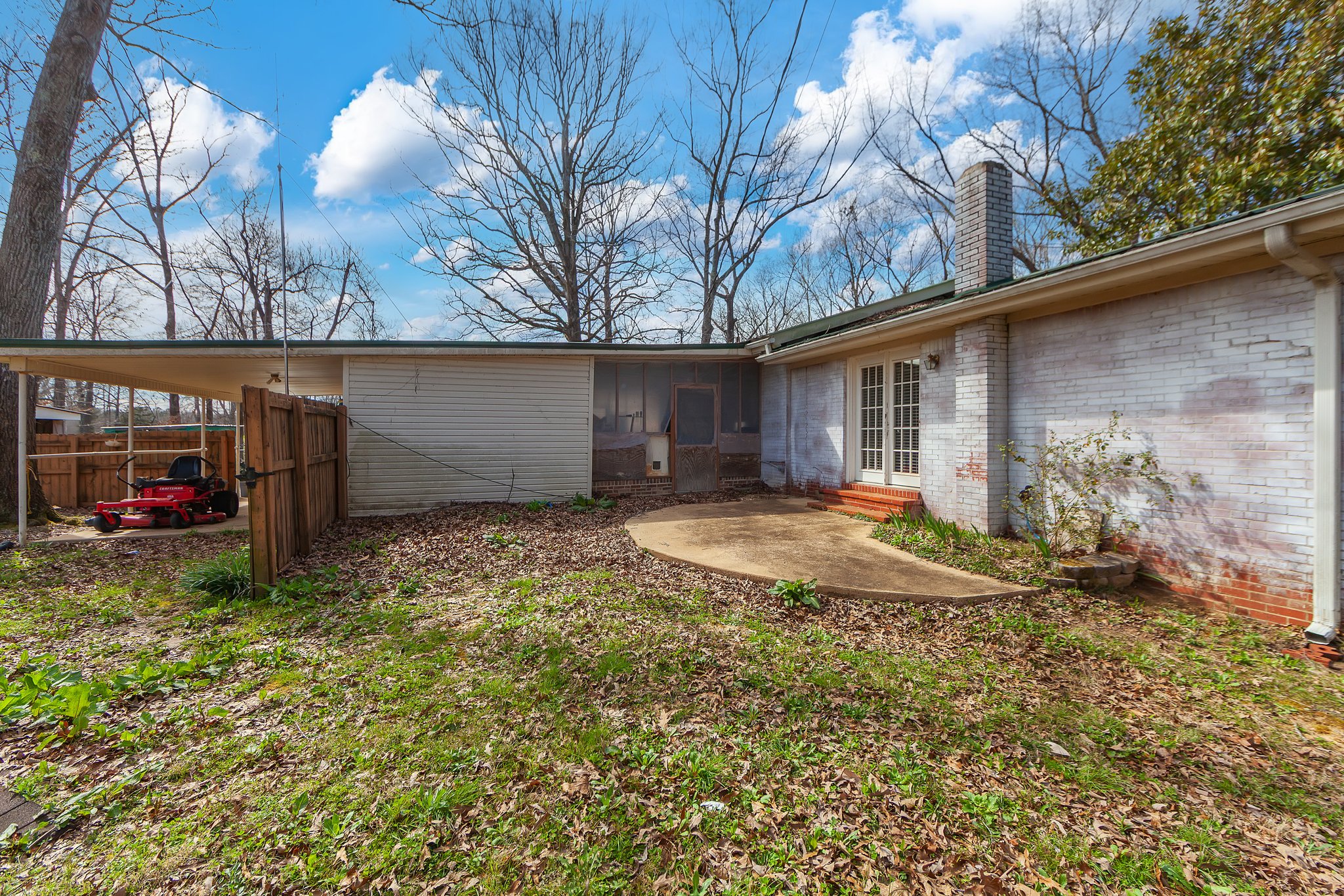 Beech Bluff, Tennessee, 38313, United States, 5 Bedrooms Bedrooms, ,3 BathroomsBathrooms,Residential,For Sale,1743753