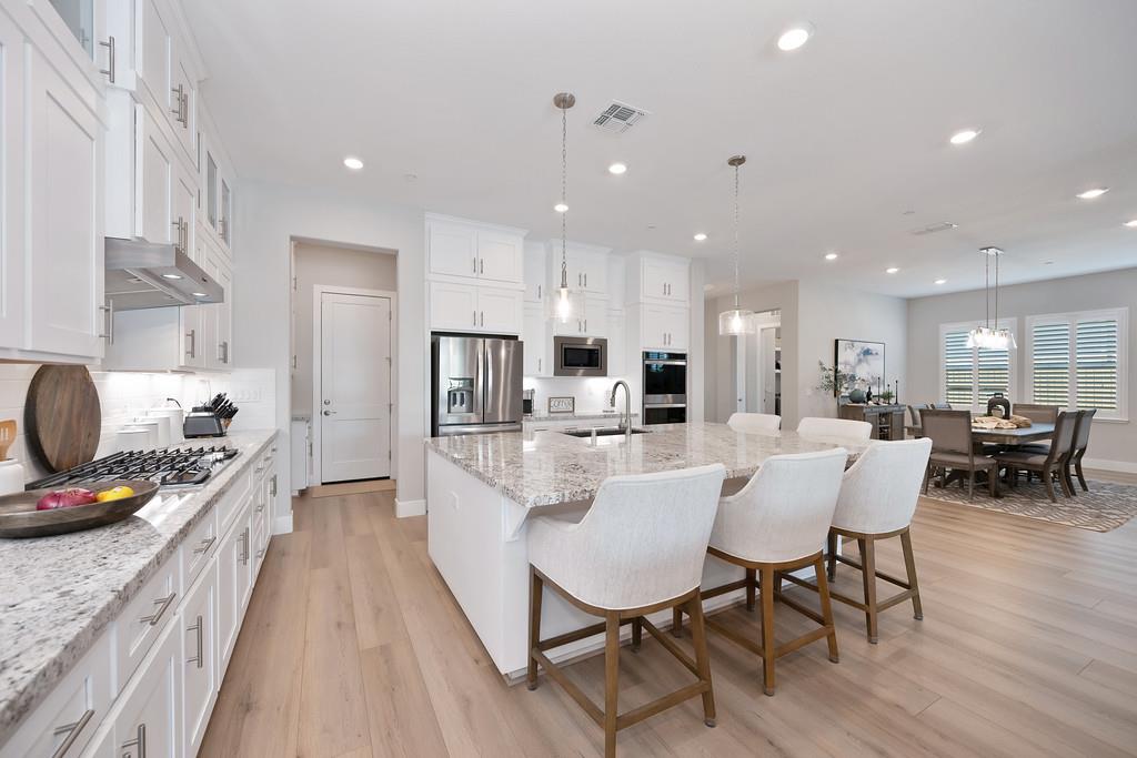 Roseville, California, 95747, United States, 4 Bedrooms Bedrooms, ,4 BathroomsBathrooms,Residential,For Sale,1927249