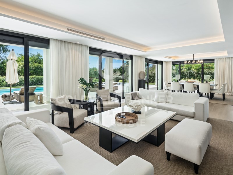 Marbella, Andalusia, ES, 5 Bedrooms Bedrooms, ,5 BathroomsBathrooms,Residential,For Sale,1760683