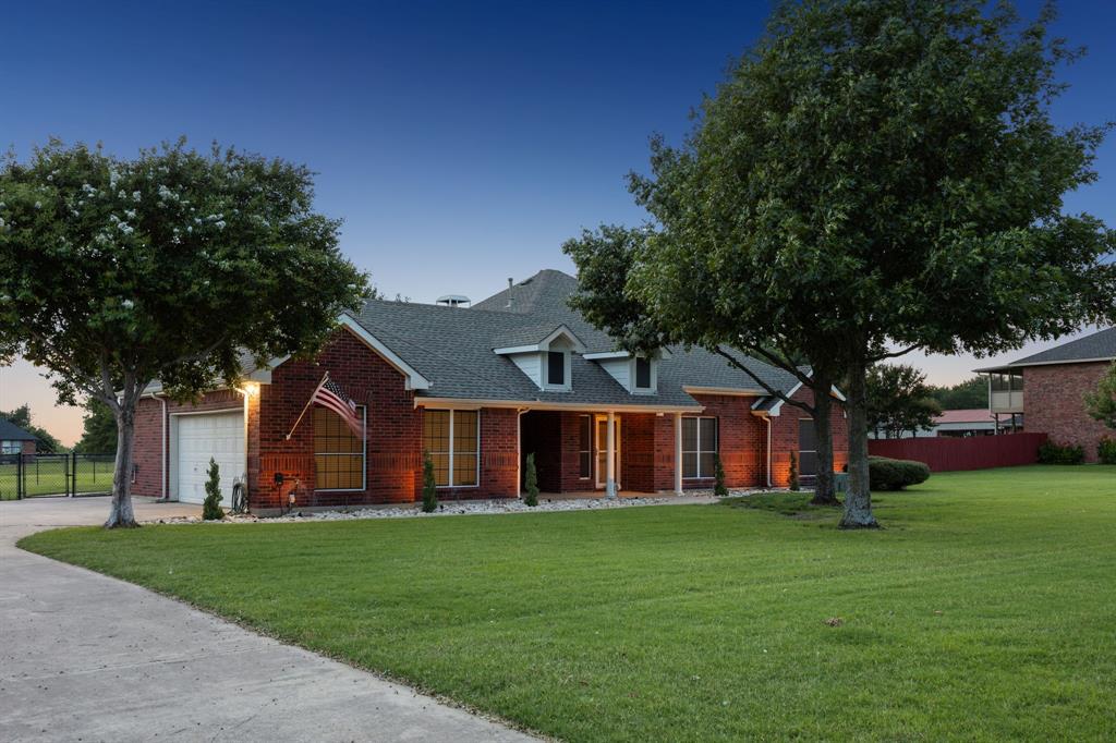 Lavon, Texas, 75166, United States, 4 Bedrooms Bedrooms, ,2 BathroomsBathrooms,Residential,For Sale,1865641