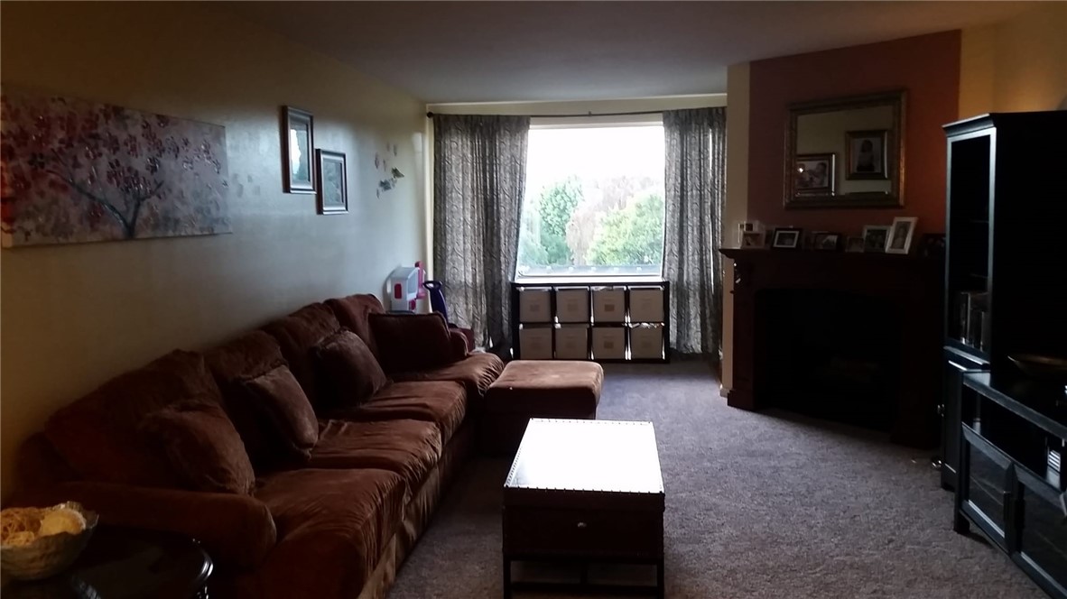Valley Village, California, 91607, United States, 2 Bedrooms Bedrooms, ,2 BathroomsBathrooms,Residential,For Sale,1752773