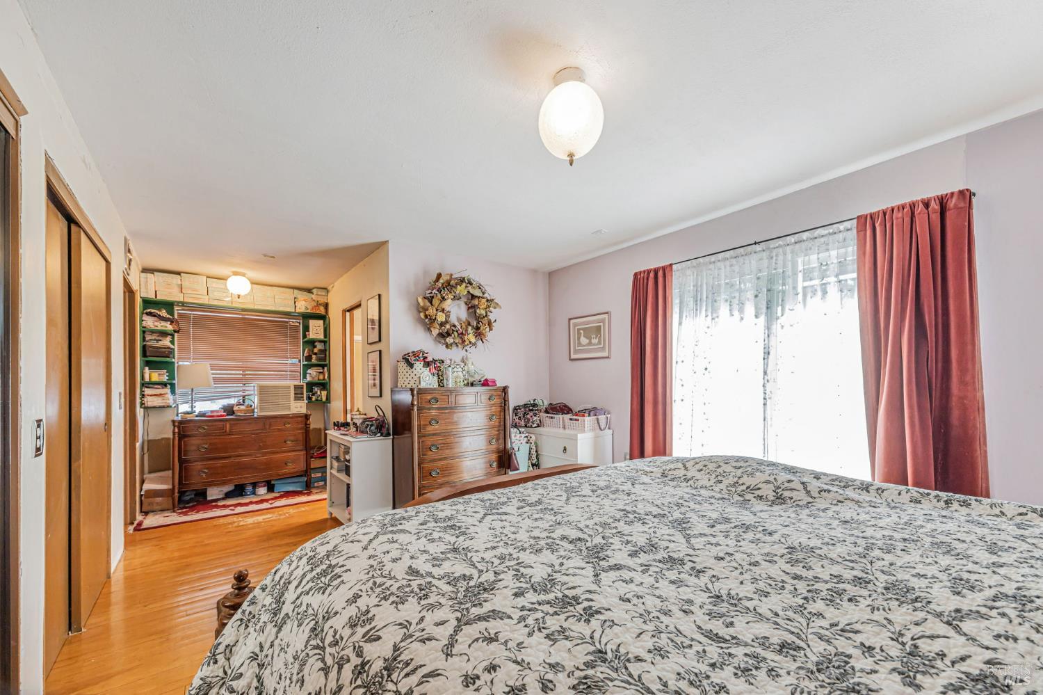 Sebastopol, California, 95472, United States, 3 Bedrooms Bedrooms, ,3 BathroomsBathrooms,Residential,For Sale,1903540