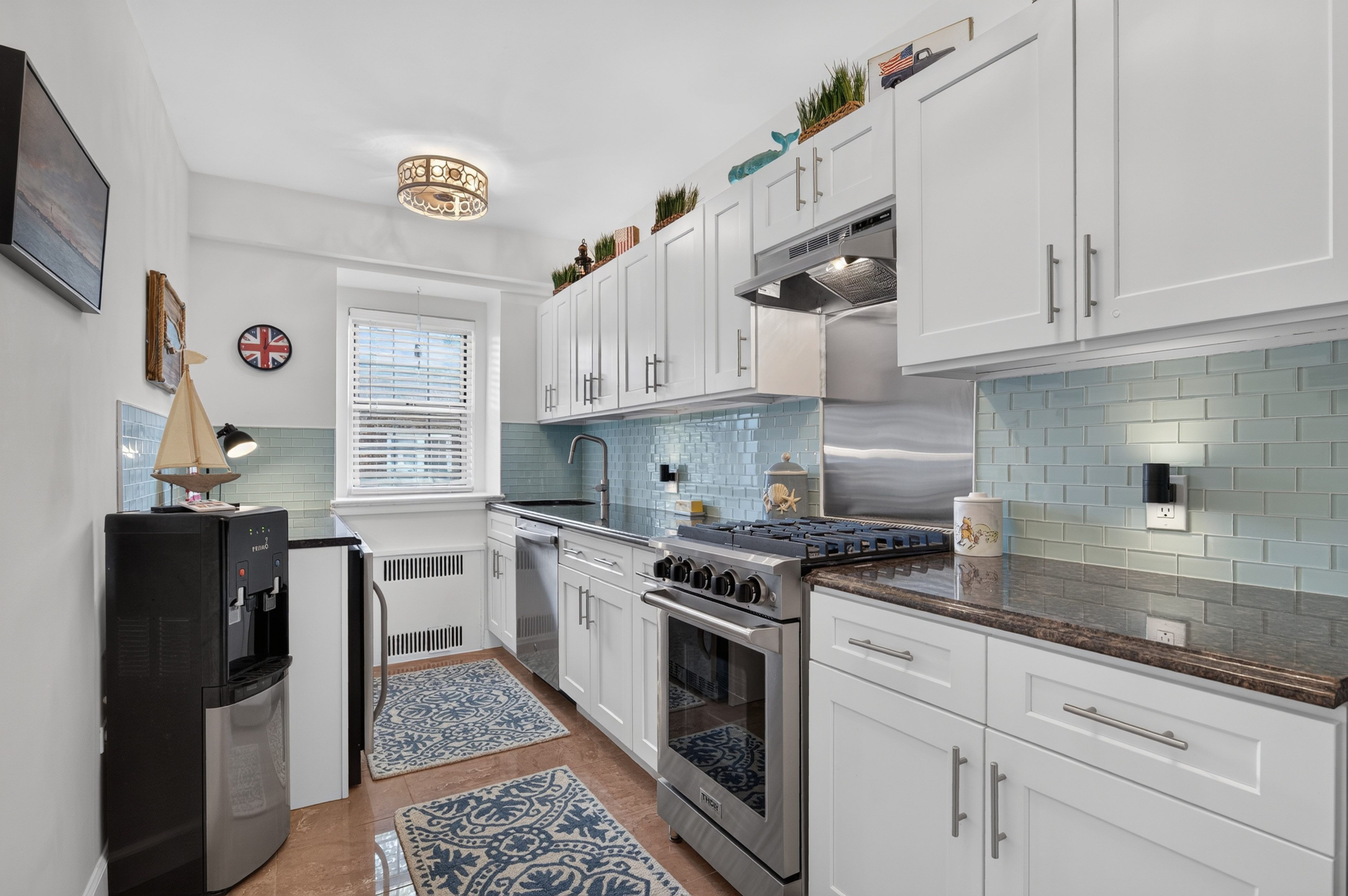  22 Hamilton Place, Garden City, NY, 11530 - 物件實景