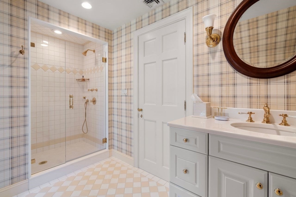 Brookline, Massachusetts, 02445, United States, 6 Bedrooms Bedrooms, ,6 BathroomsBathrooms,Residential,For Sale,1877606