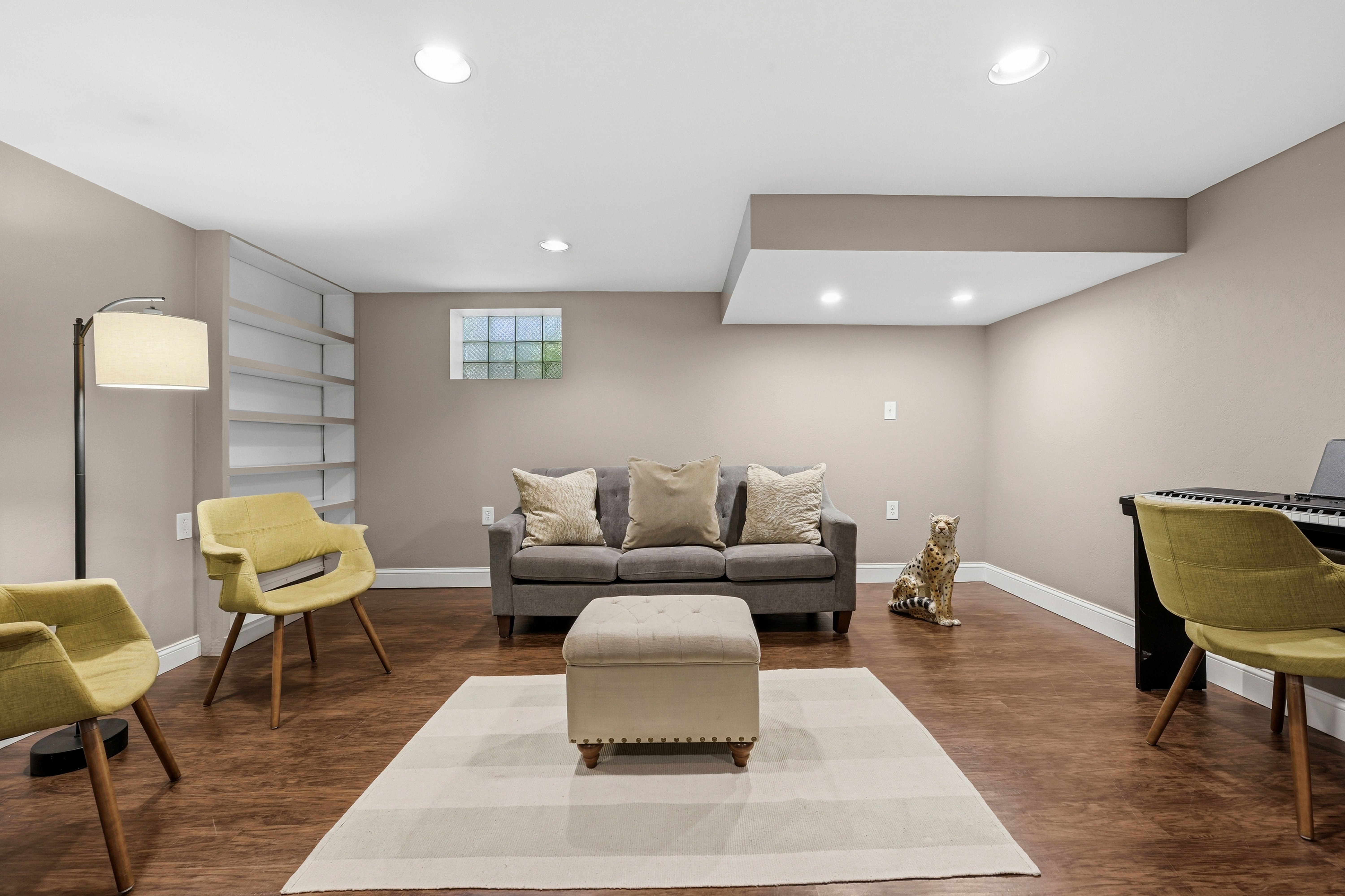  1555 Orchardview Drive, Pittsburgh, PA 15220 - 物件實景