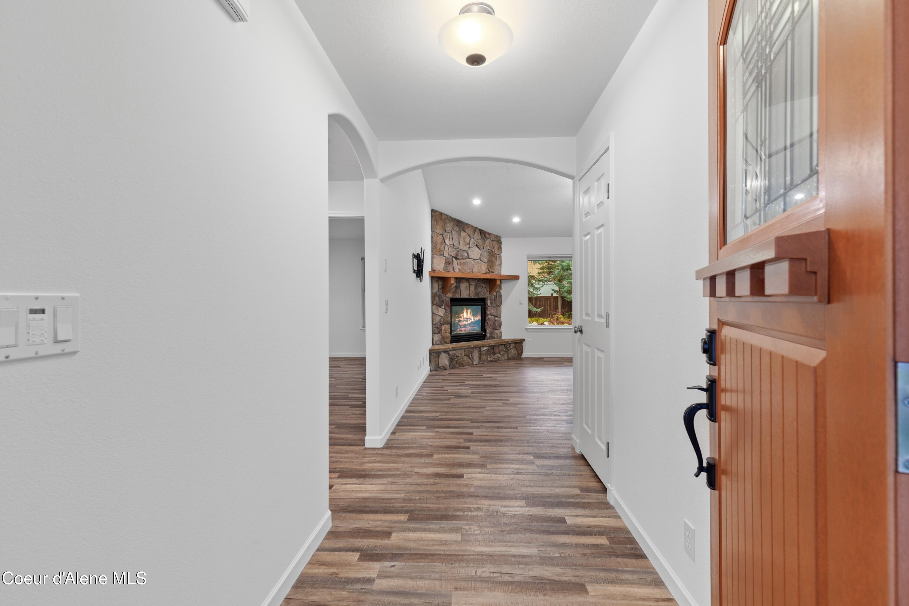 Coeur d'Alene, Idaho, 83815, United States, 4 Bedrooms Bedrooms, ,2 BathroomsBathrooms,Residential,For Sale,1995483