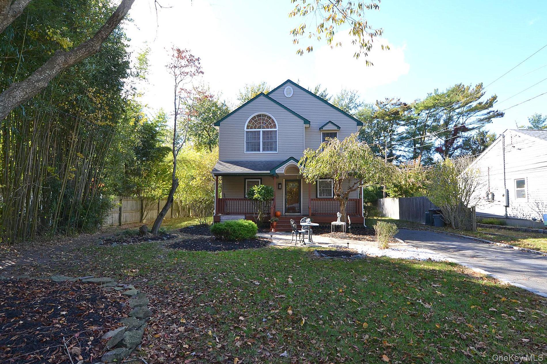 Patchogue, New York, 11772, United States, 3 Bedrooms Bedrooms, ,2 BathroomsBathrooms,Residential,For Sale,1972957