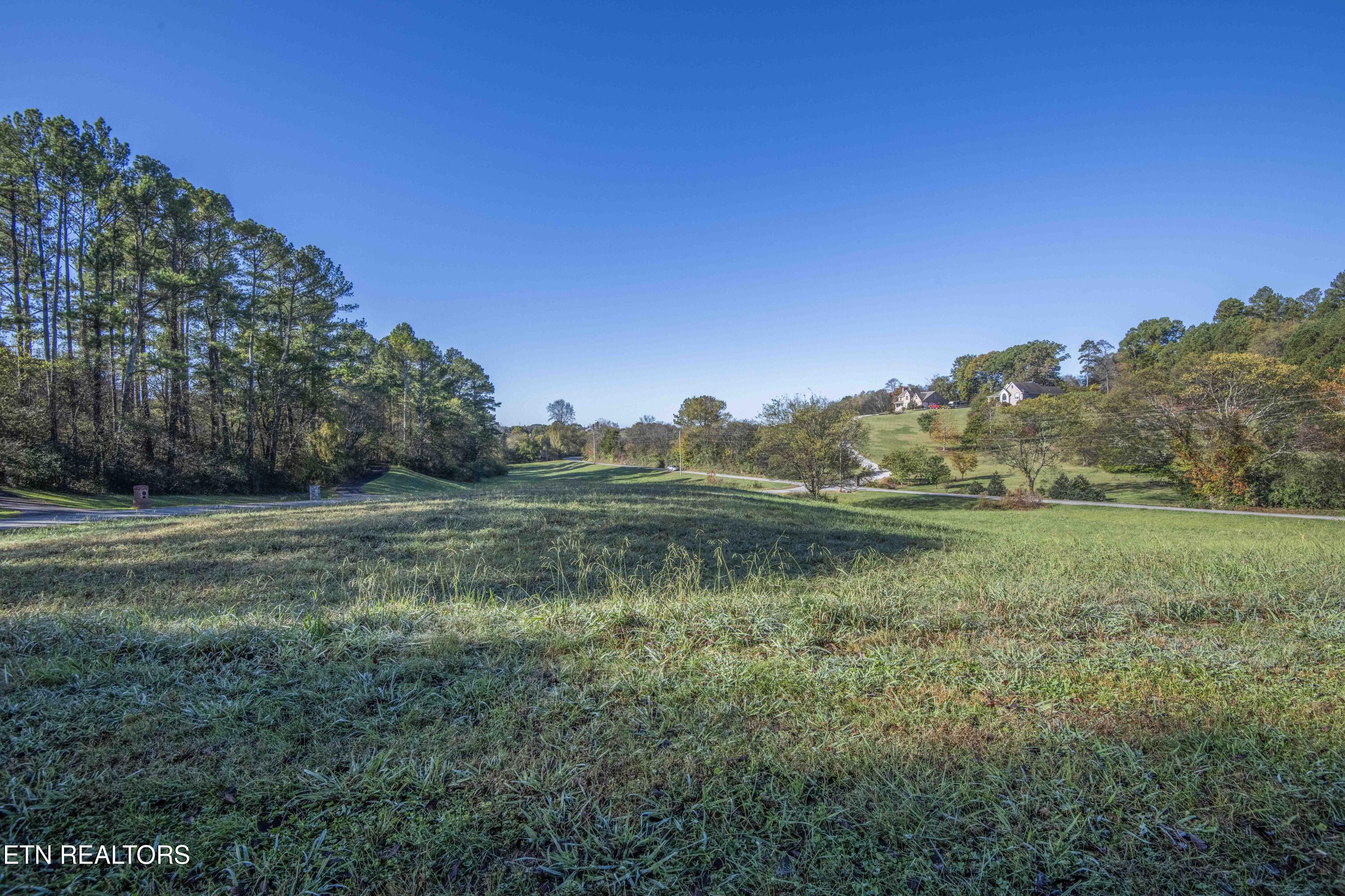 Rockford, Tennessee, 37853, United States, 3 Bedrooms Bedrooms, ,3 BathroomsBathrooms,Residential,For Sale,1984254