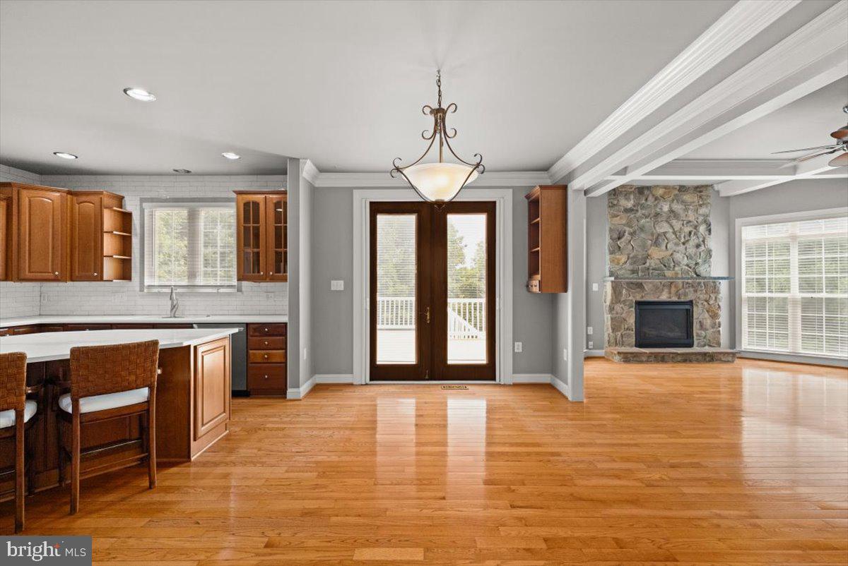 Winchester, Virginia, 22601, United States, 4 Bedrooms Bedrooms, ,5 BathroomsBathrooms,Residential,For Sale,1874493