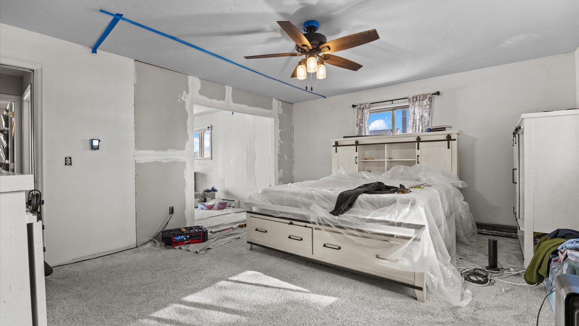 Grand Junction, Colorado, 81506, United States, 6 Bedrooms Bedrooms, ,3 BathroomsBathrooms,Residential,For Sale,1994905