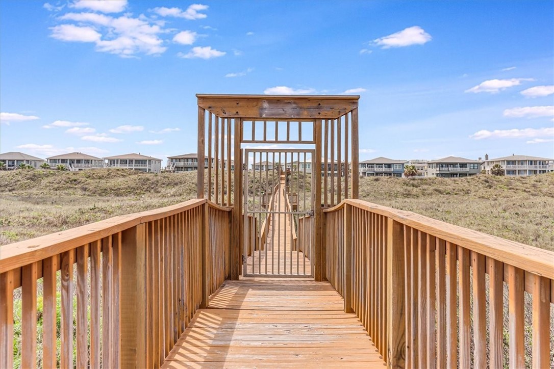 Port Aransas, Texas, 78373, United States, 4 Bedrooms Bedrooms, ,5 BathroomsBathrooms,Residential,For Sale,1926125